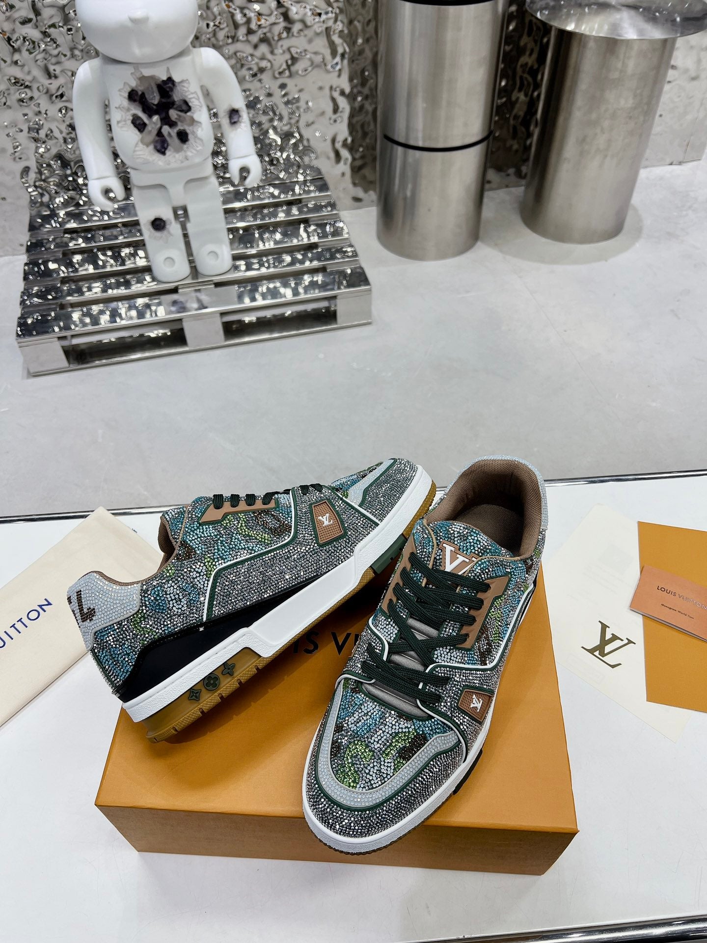 Louis Vuitton  Sneakers