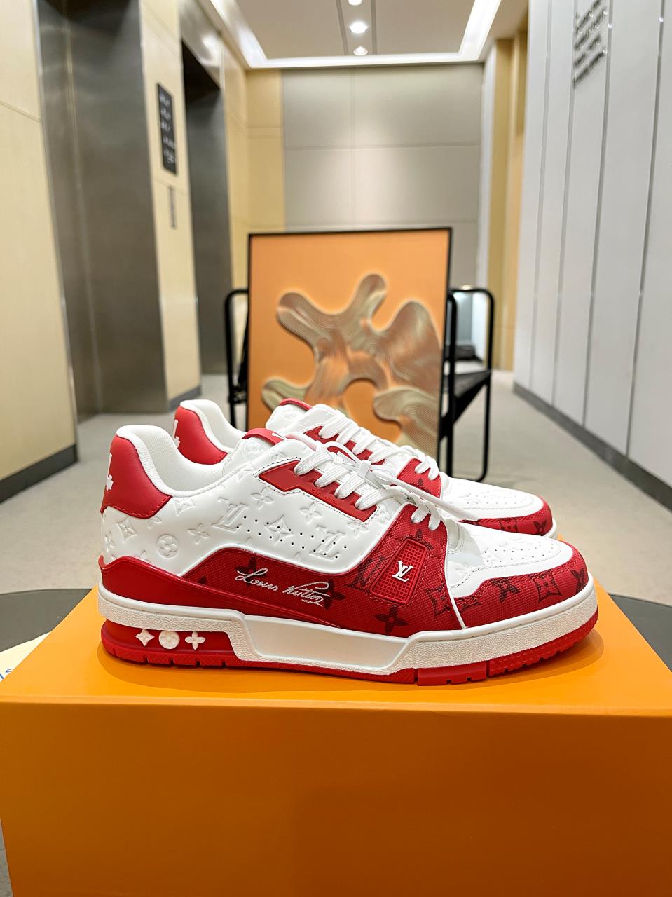 Louis Vuitton  Sneakers