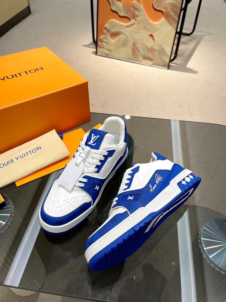 Louis Vuitton  Sneakers