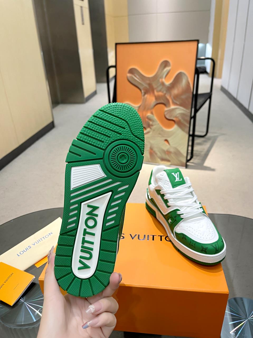 Louis Vuitton  Sneakers