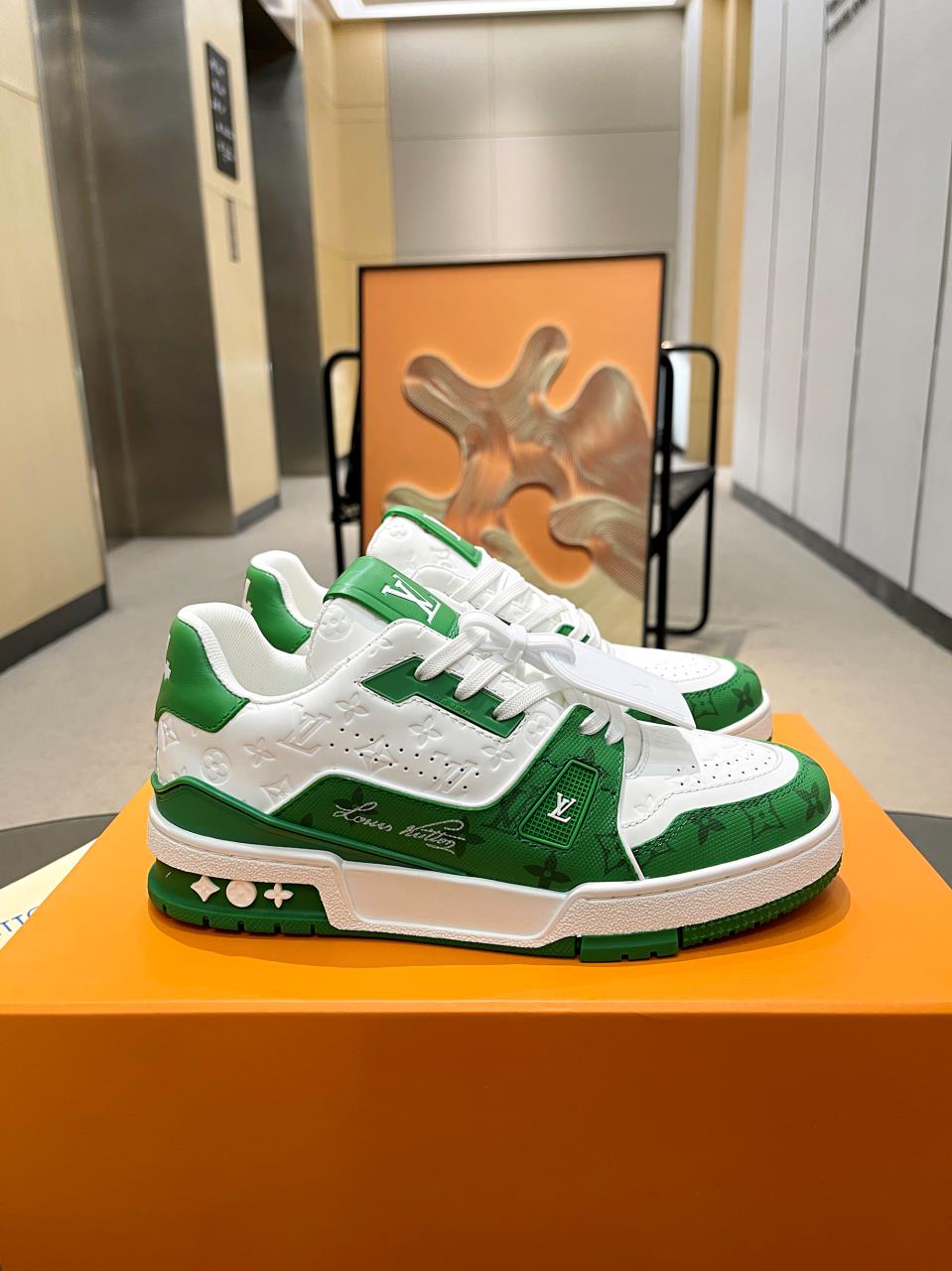 Louis Vuitton  Sneakers