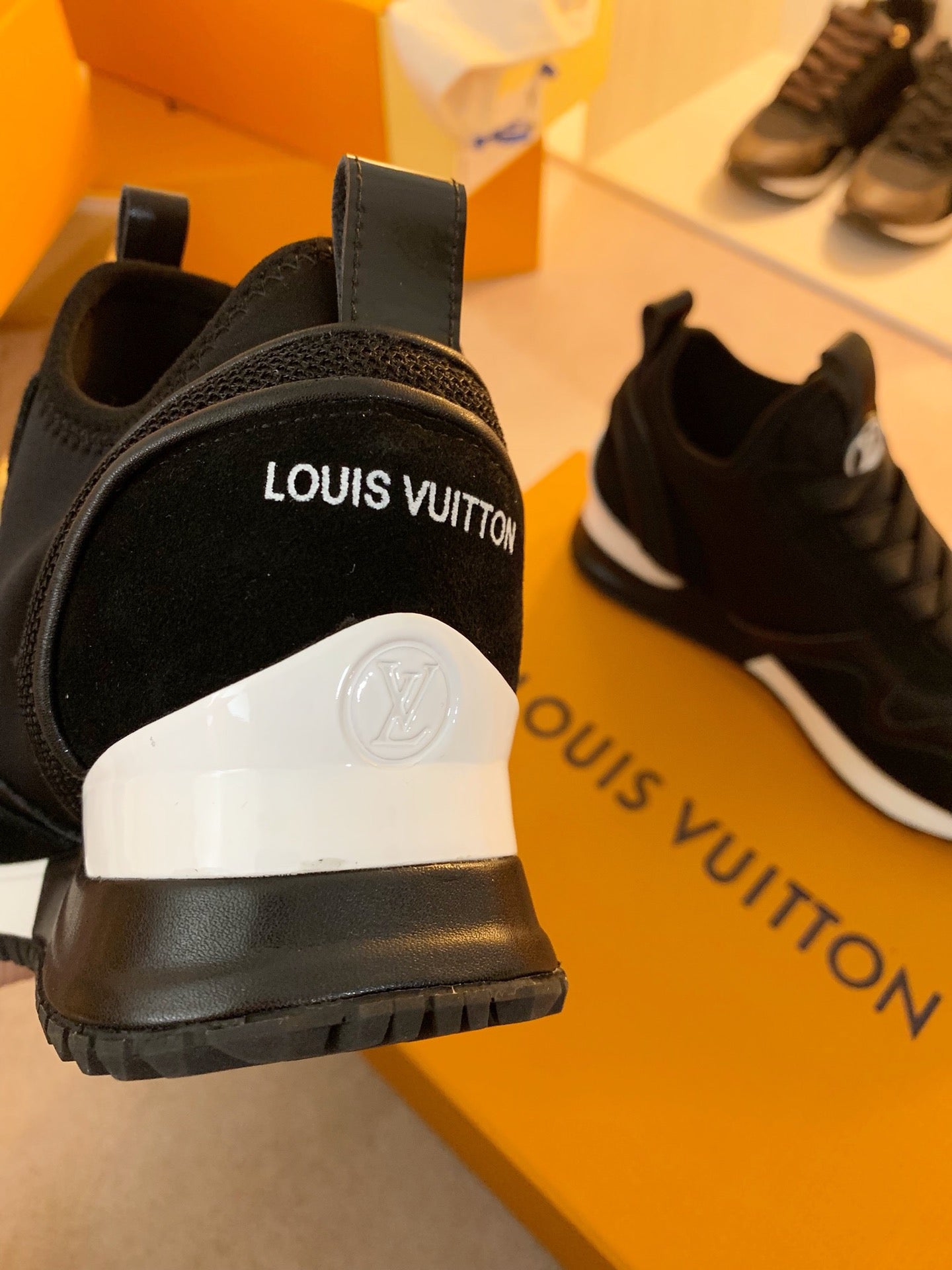 Louis Vuitton  Sneakers