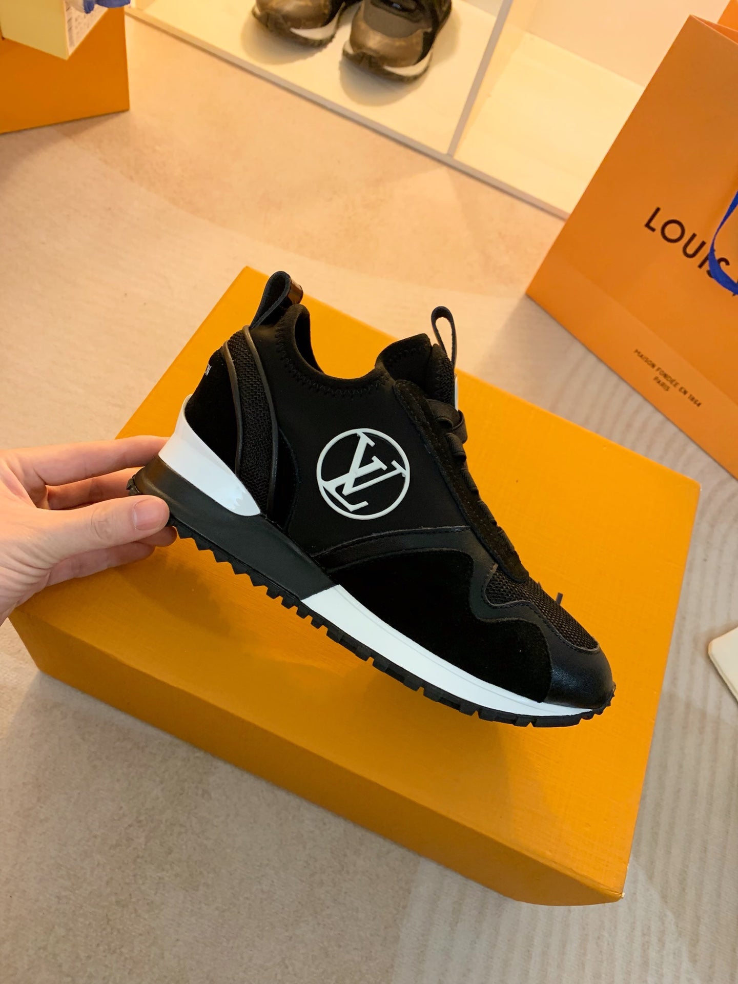 Louis Vuitton  Sneakers