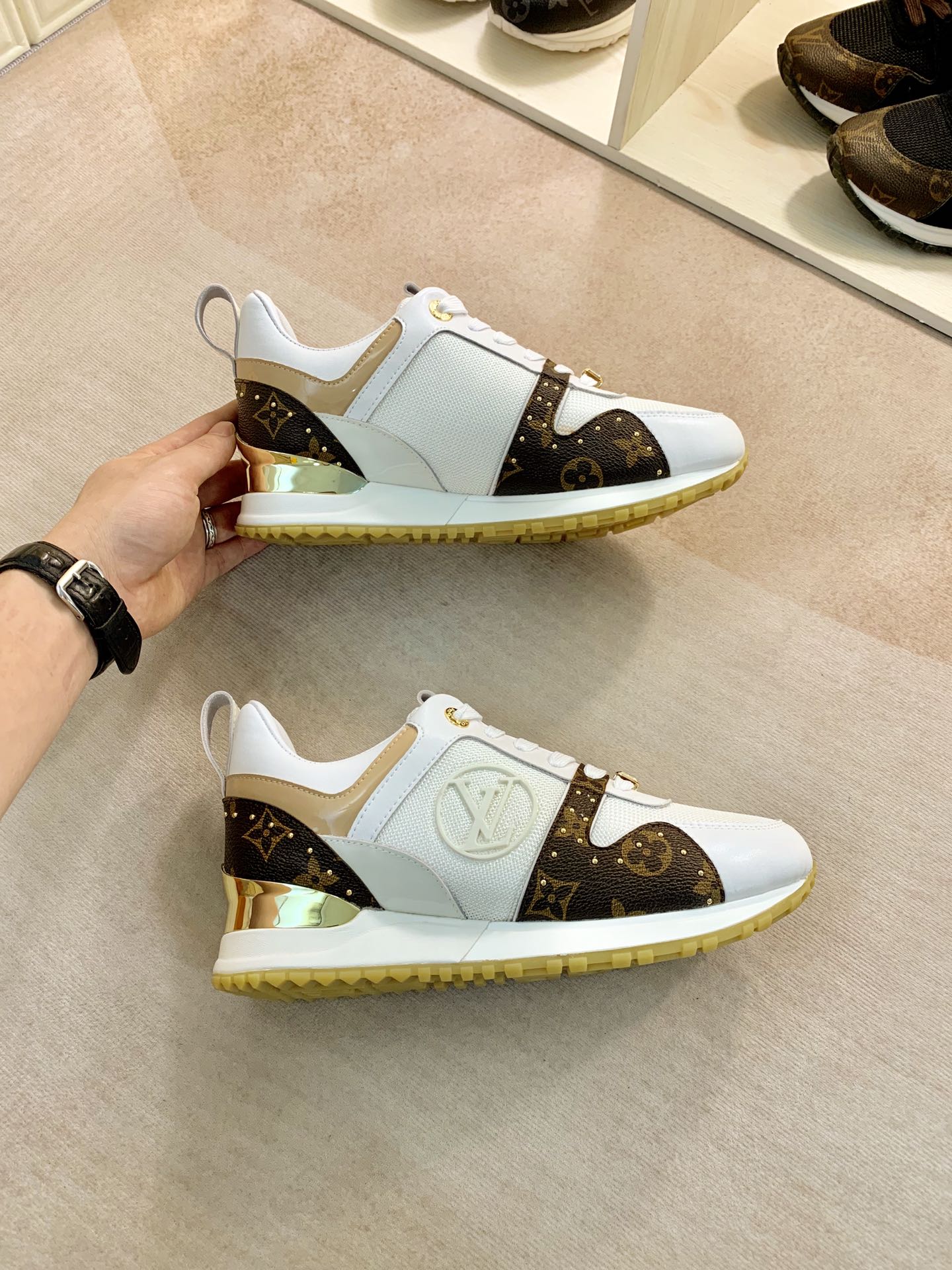 Louis Vuitton  Sneakers