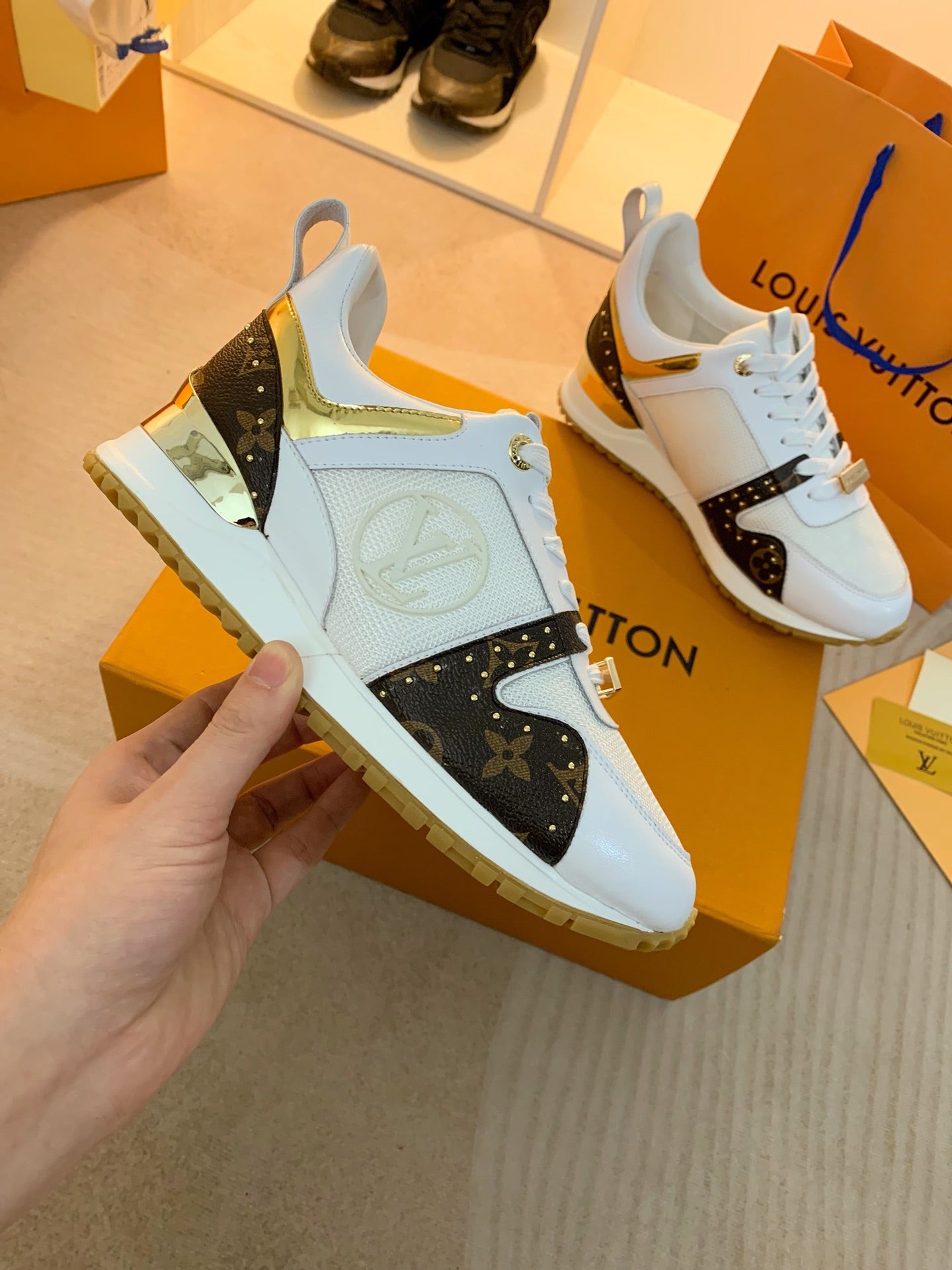 Louis Vuitton  Sneakers