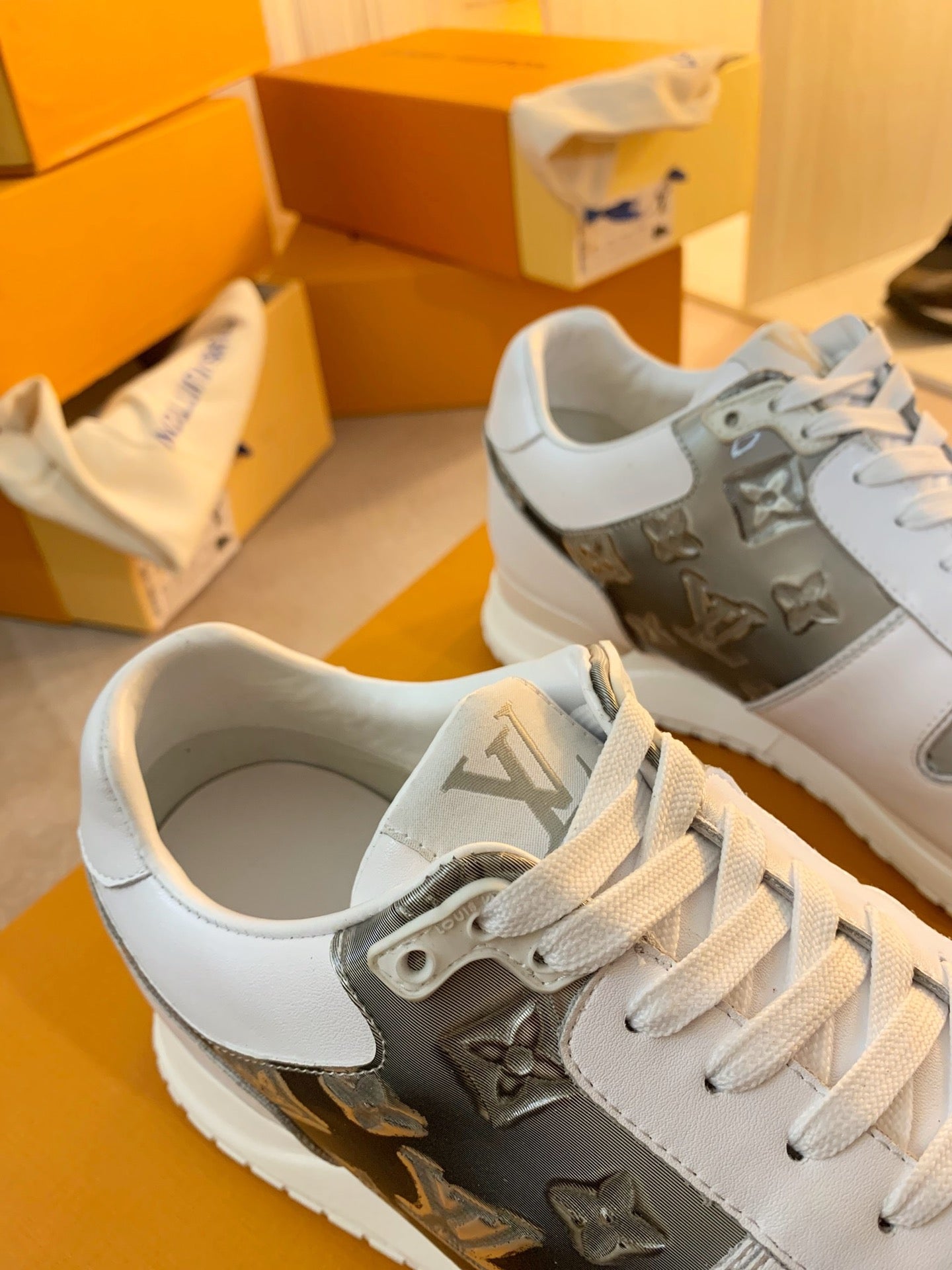 Louis Vuitton  Sneakers