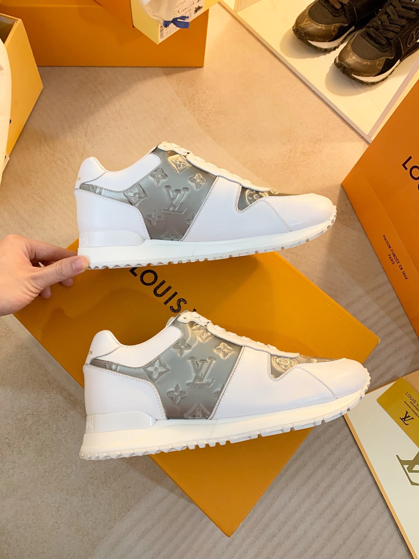 Louis Vuitton  Sneakers