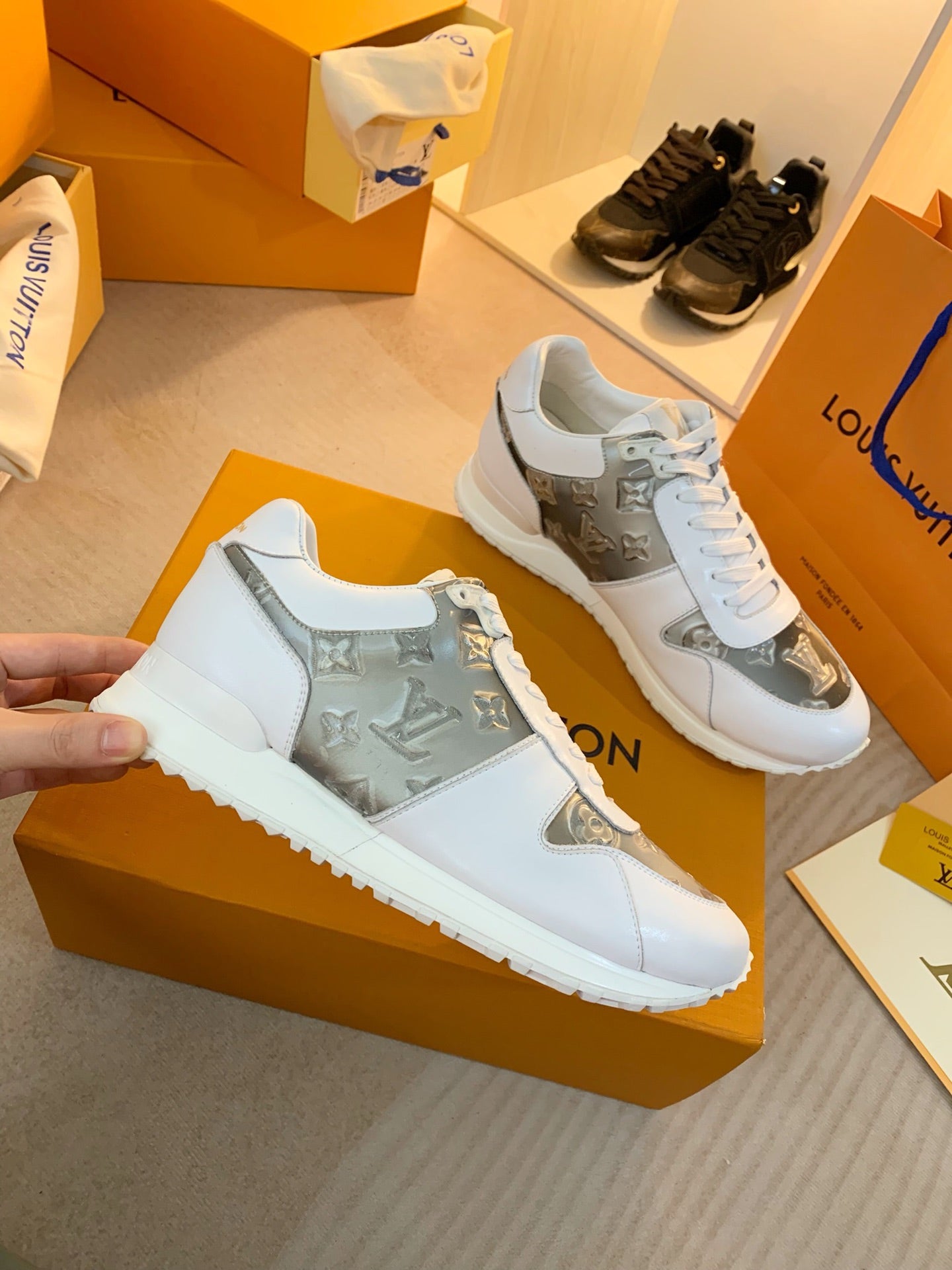 Louis Vuitton  Sneakers