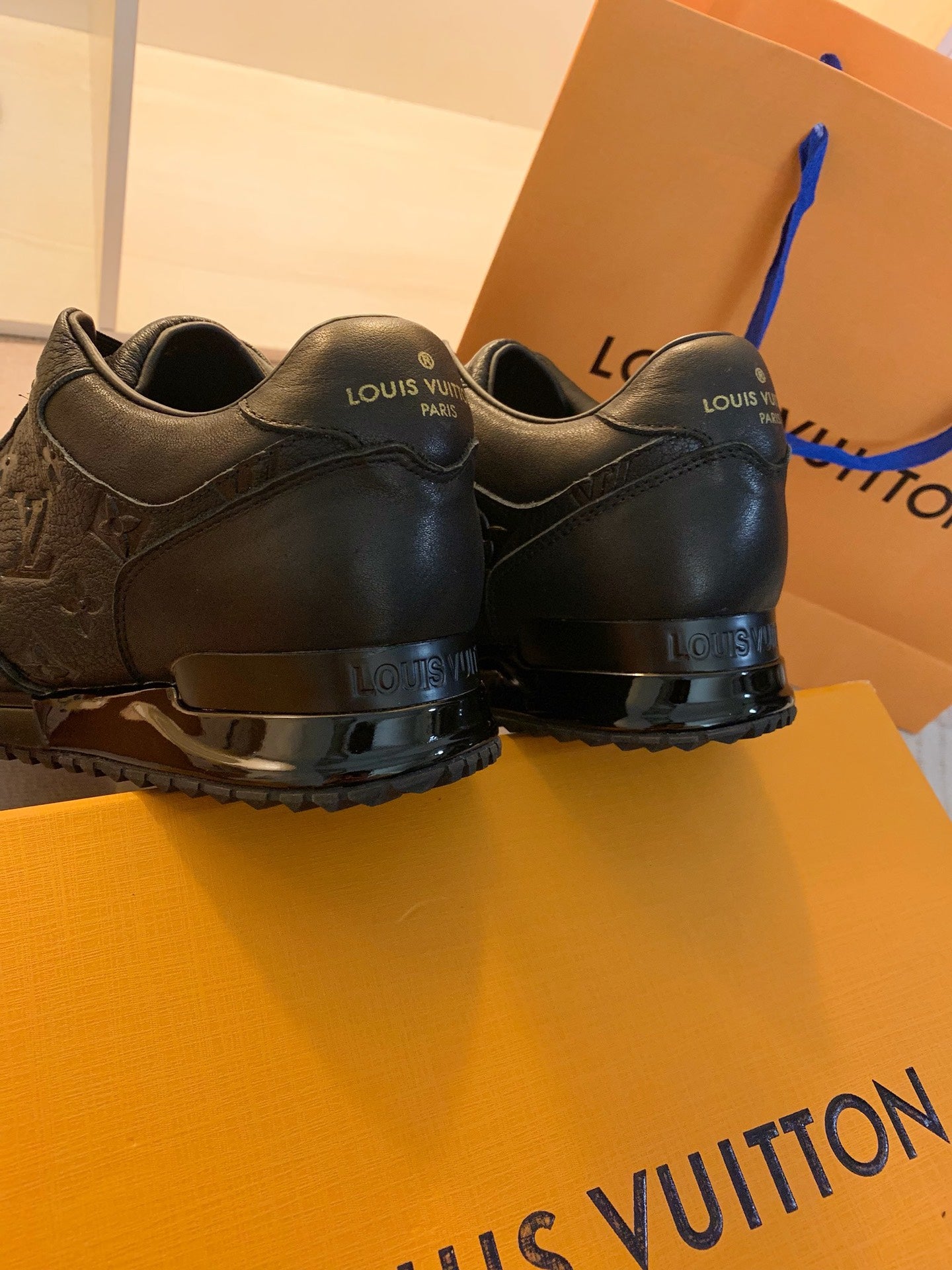 Louis Vuitton  Sneakers