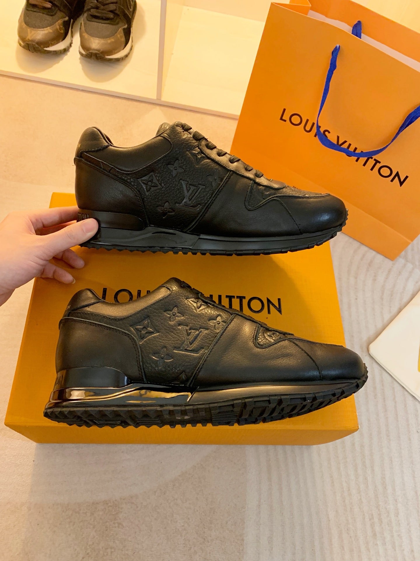 Louis Vuitton  Sneakers