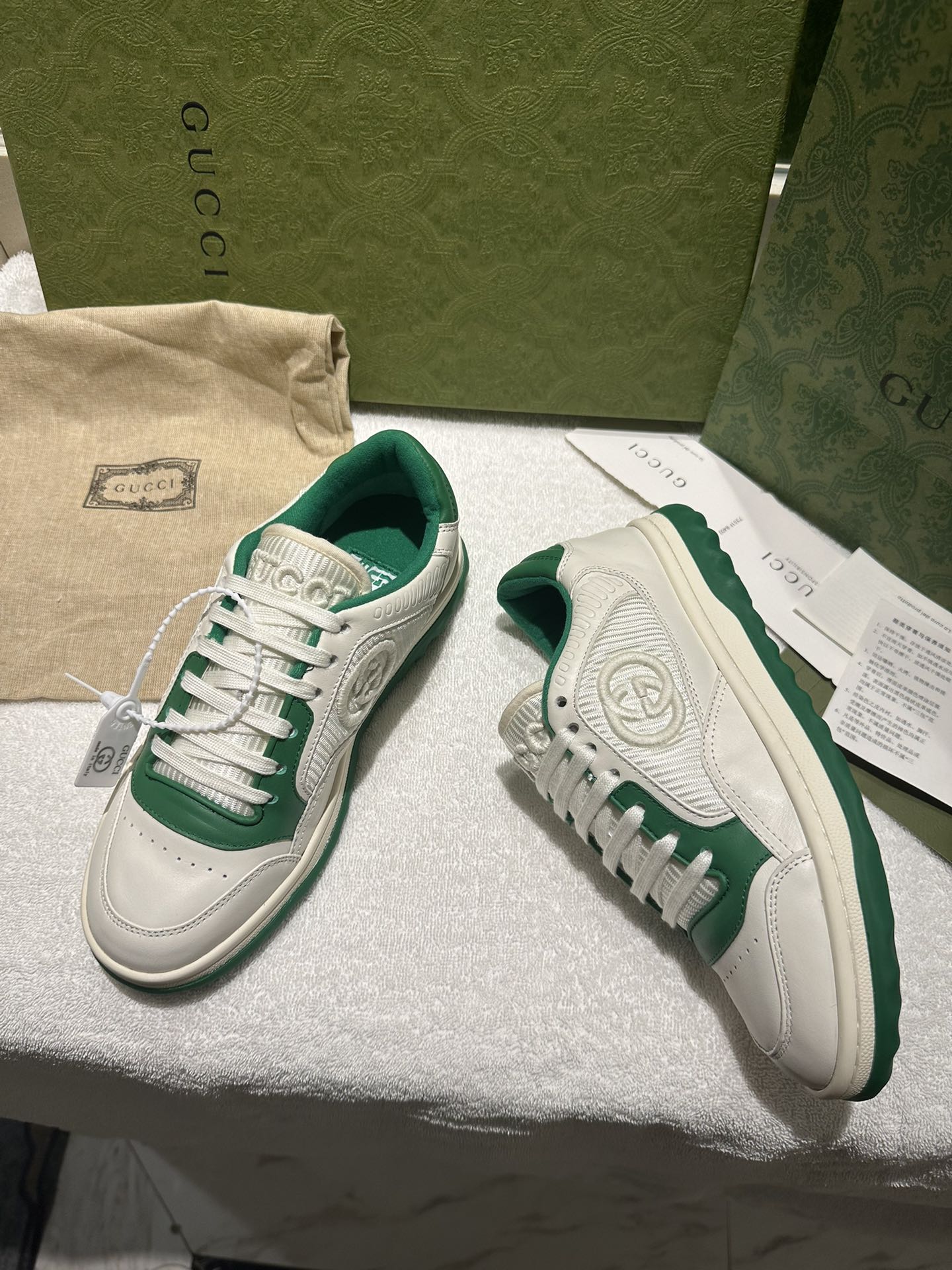 Gucci Sneakers