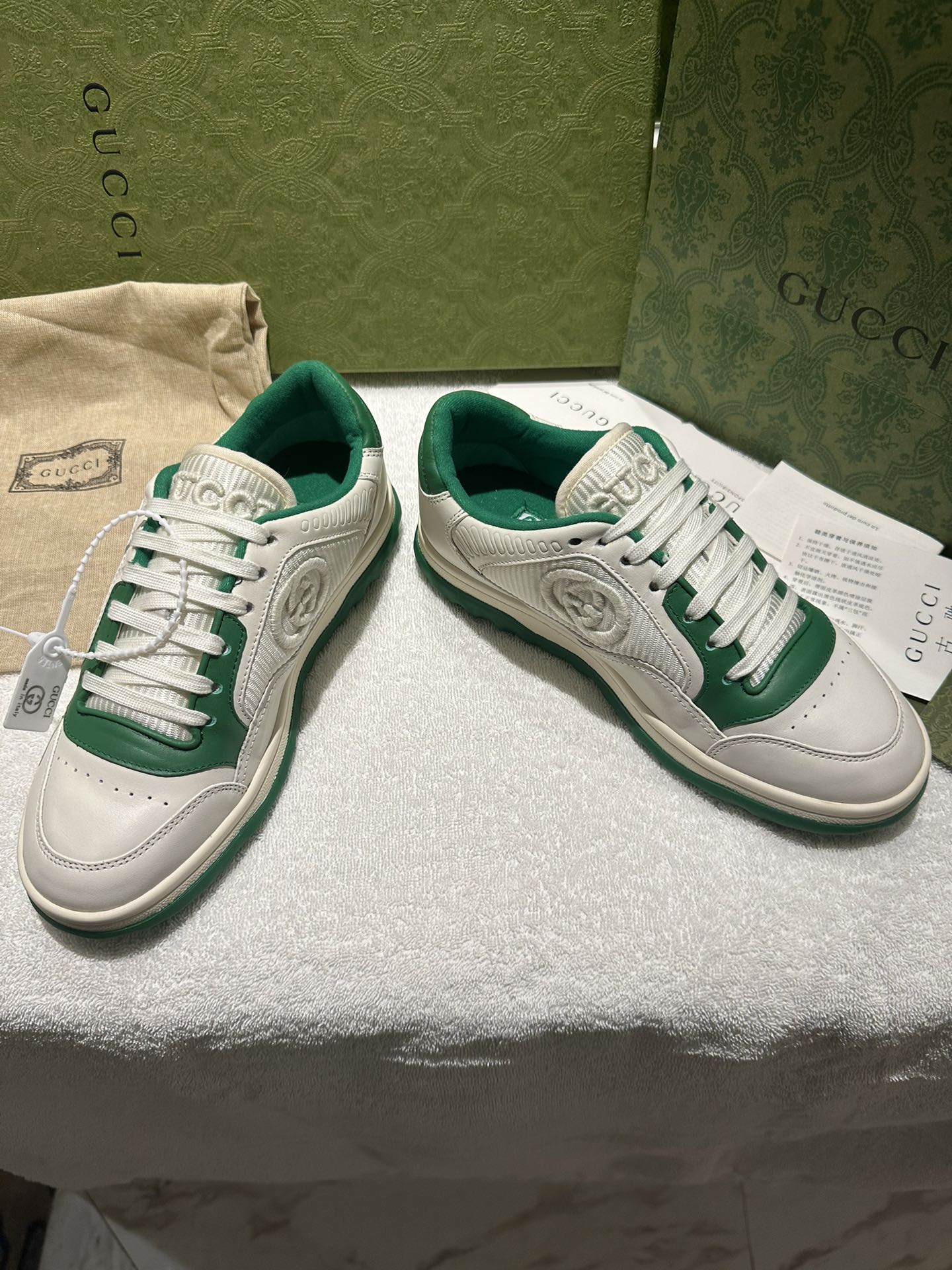 Gucci Sneakers