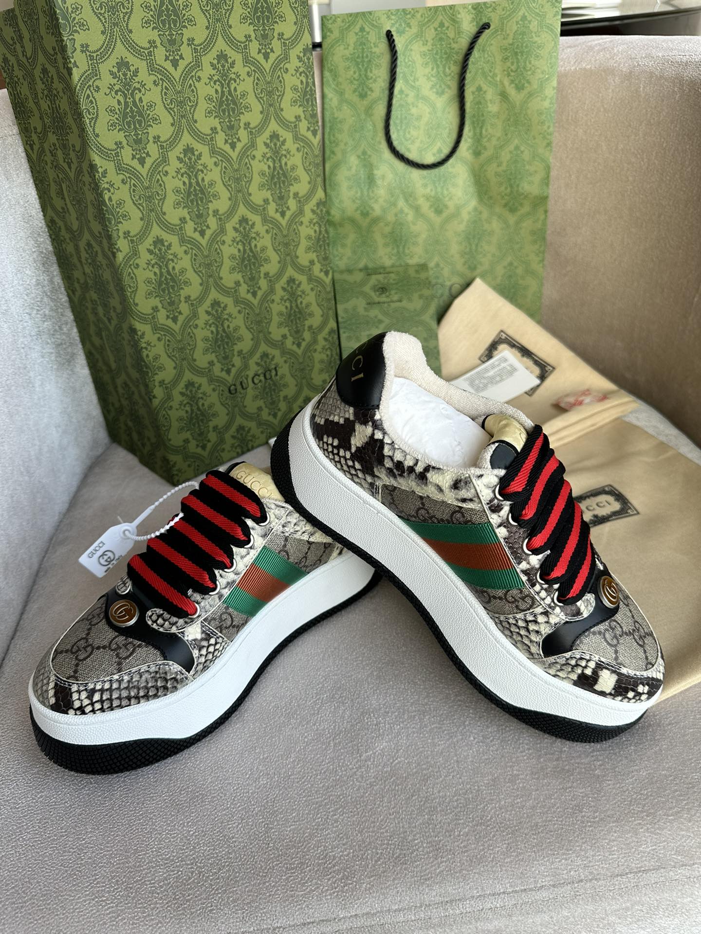 Gucci Sneakers