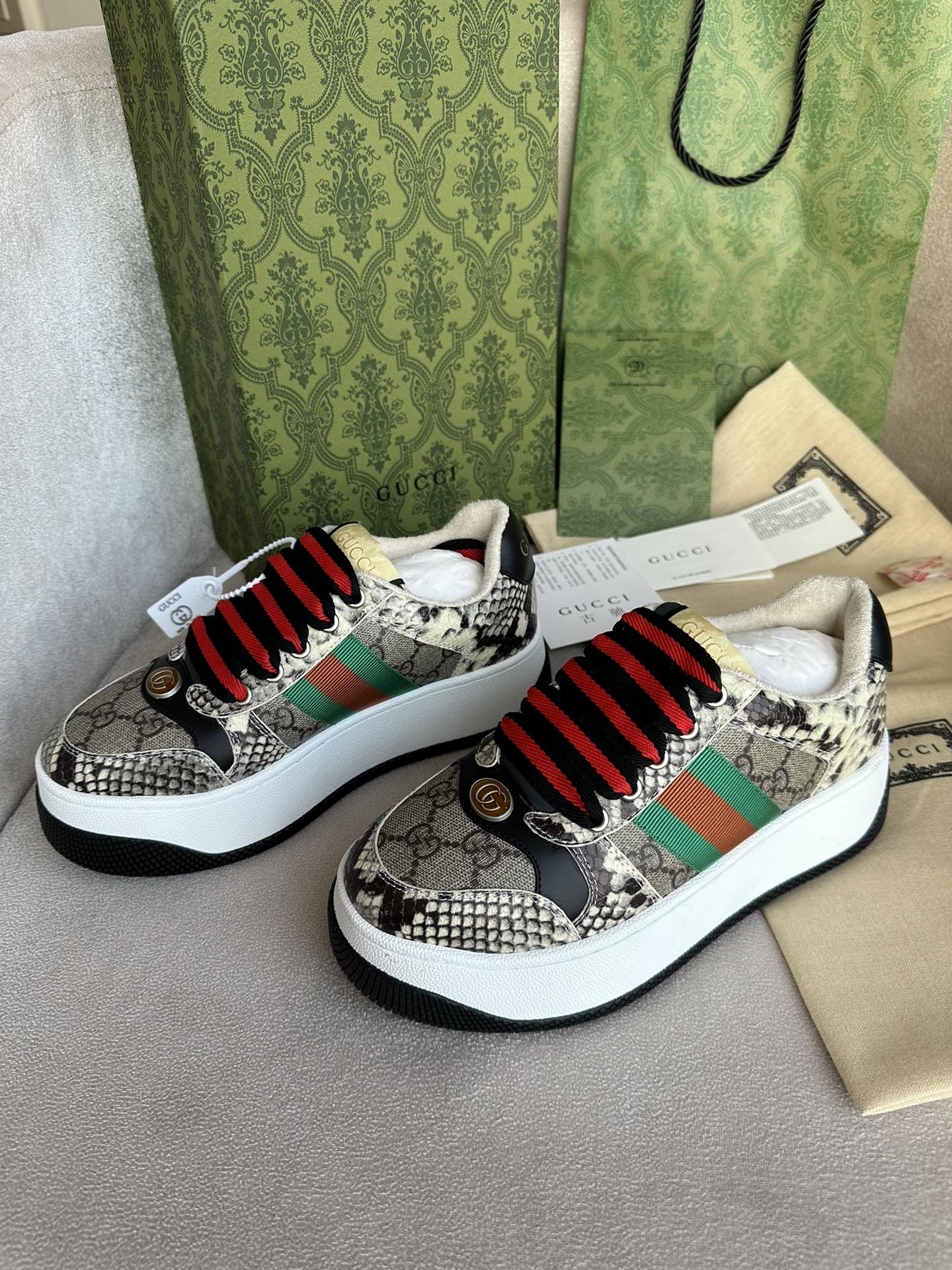 Gucci Sneakers