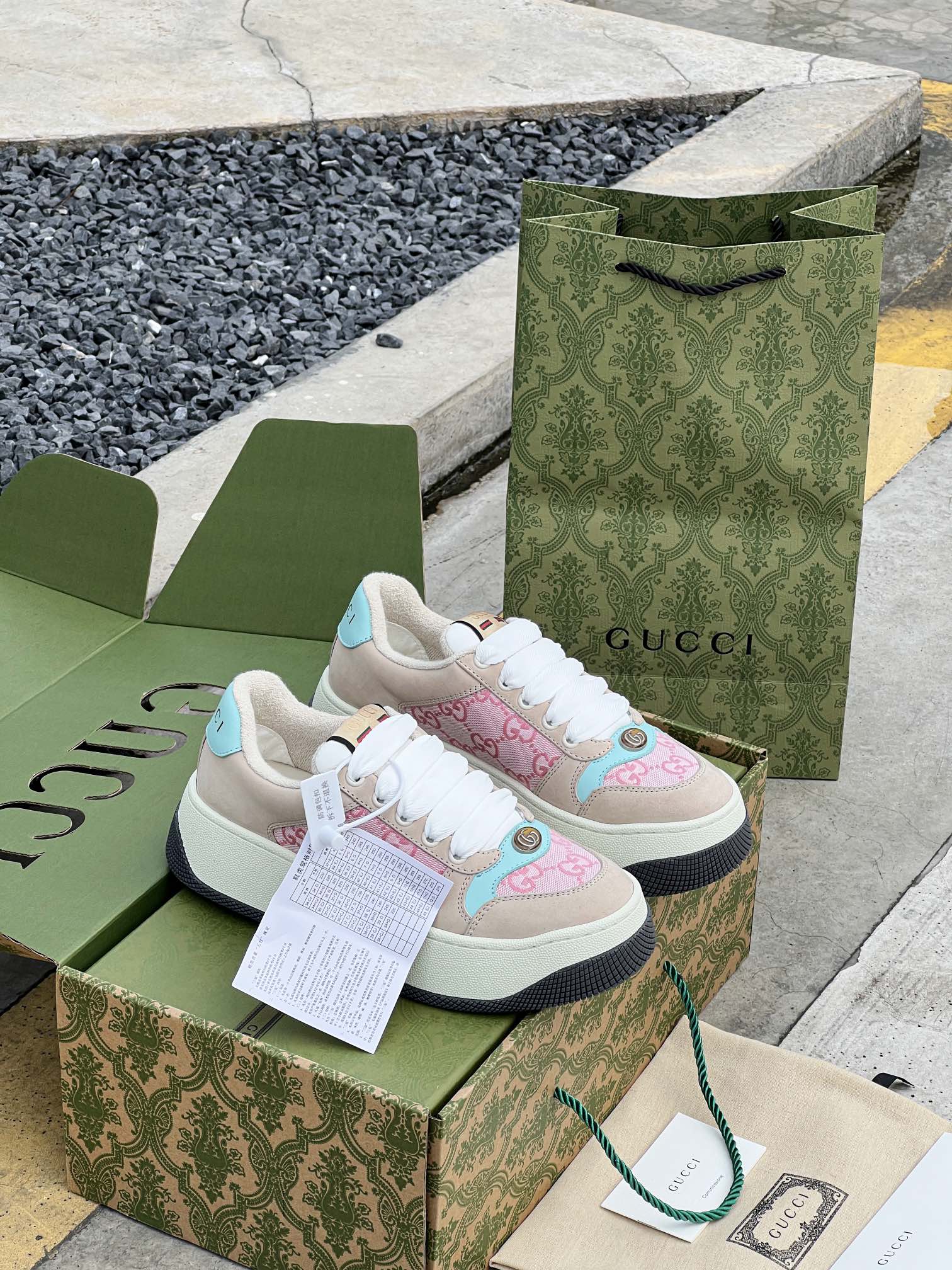 Gucci Sneakers