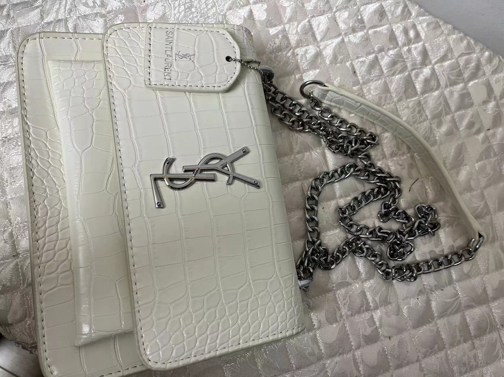 Ysl  Yves Saint Laurent Handbags