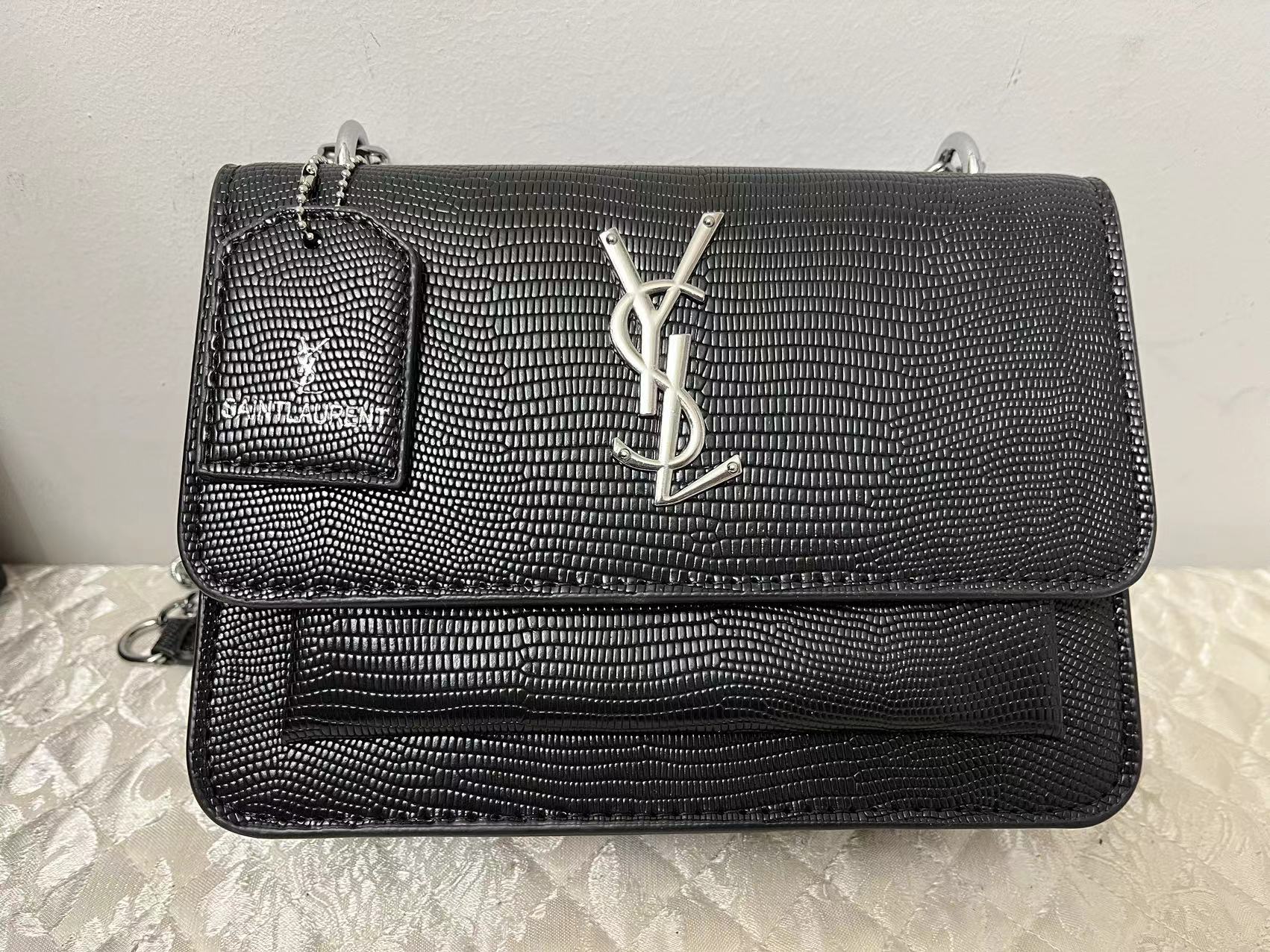 Ysl  Yves Saint Laurent Handbags