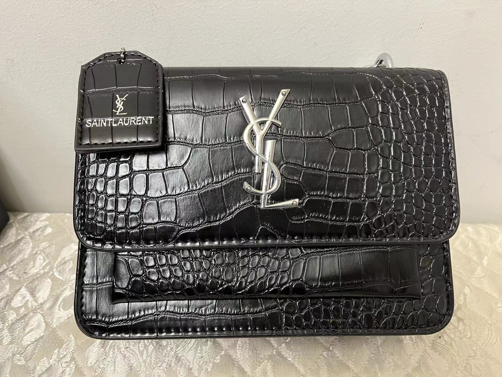 Ysl  Yves Saint Laurent Handbags