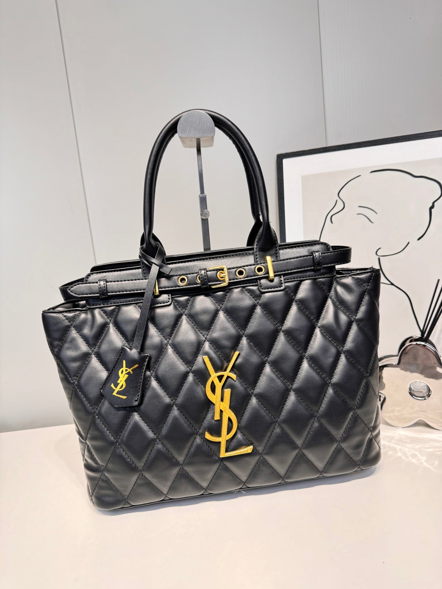 Ysl  Yves Saint Laurent Handbags