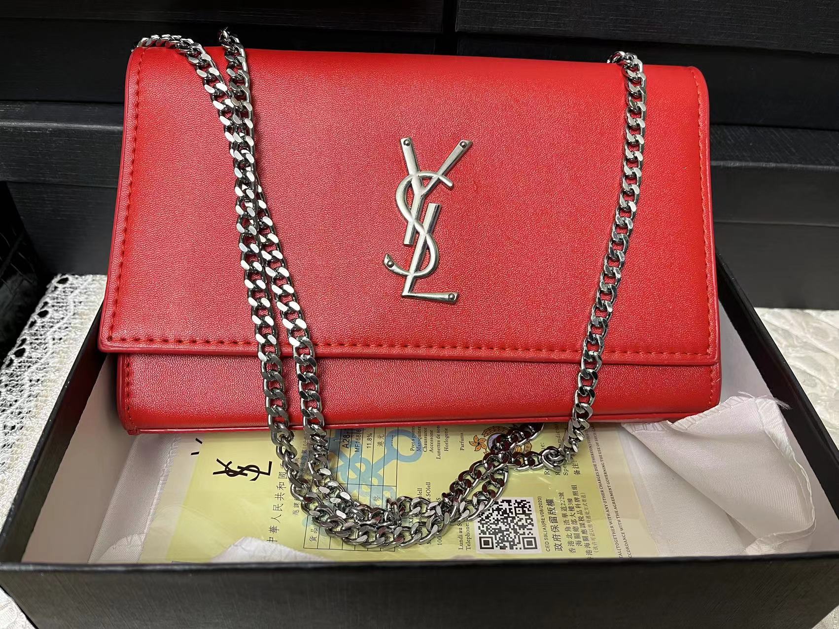 Ysl  Yves Saint Laurent Handbags