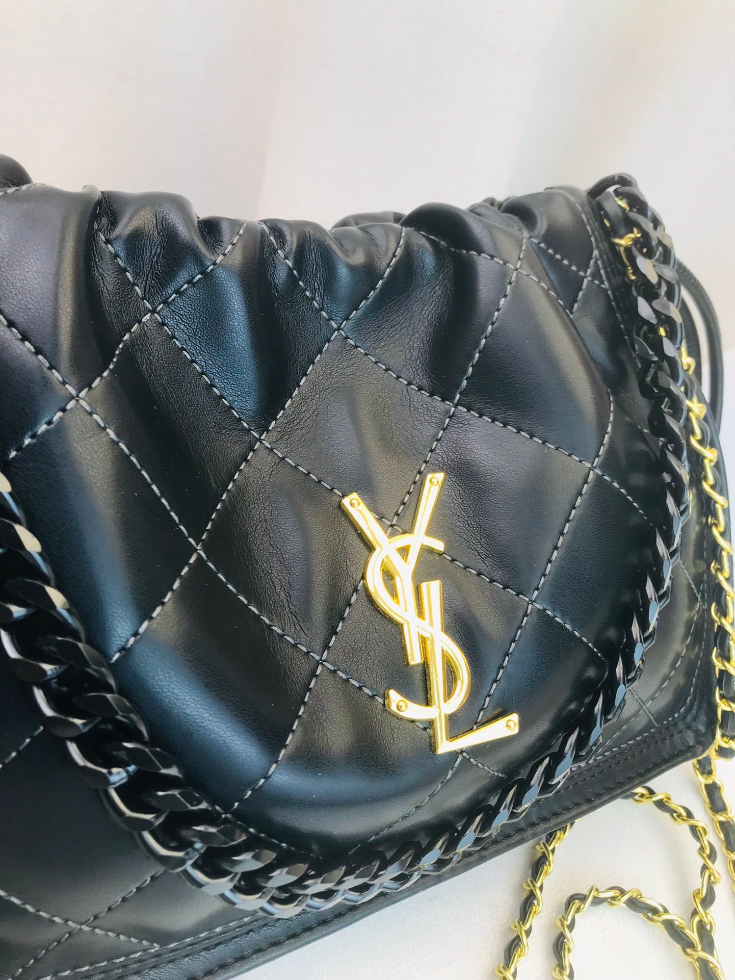 Ysl  Yves Saint Laurent Handbags