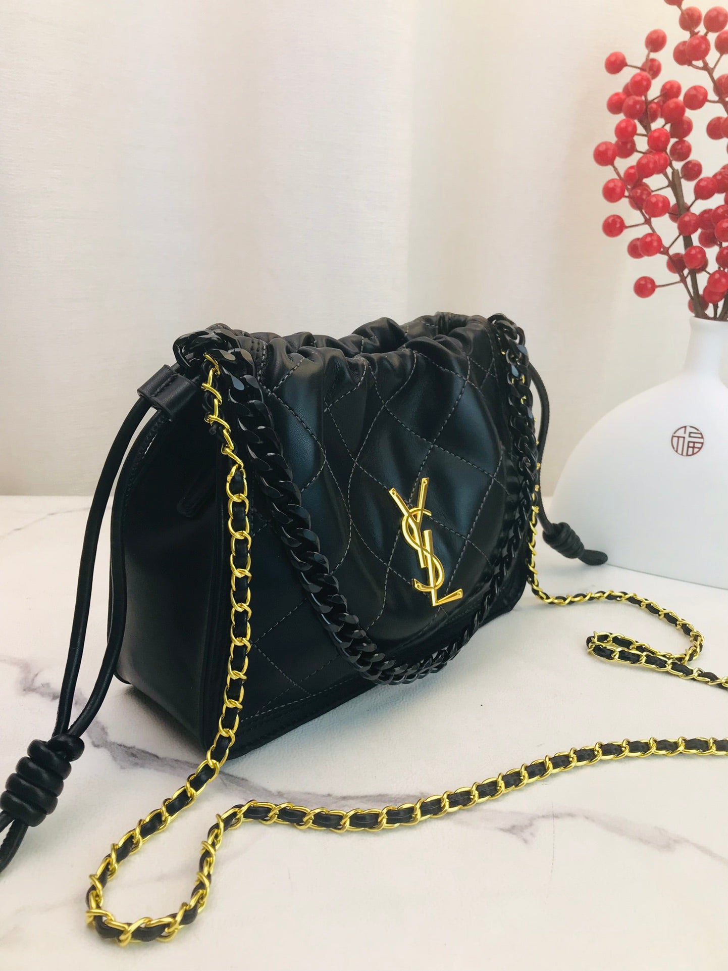 Ysl  Yves Saint Laurent Handbags