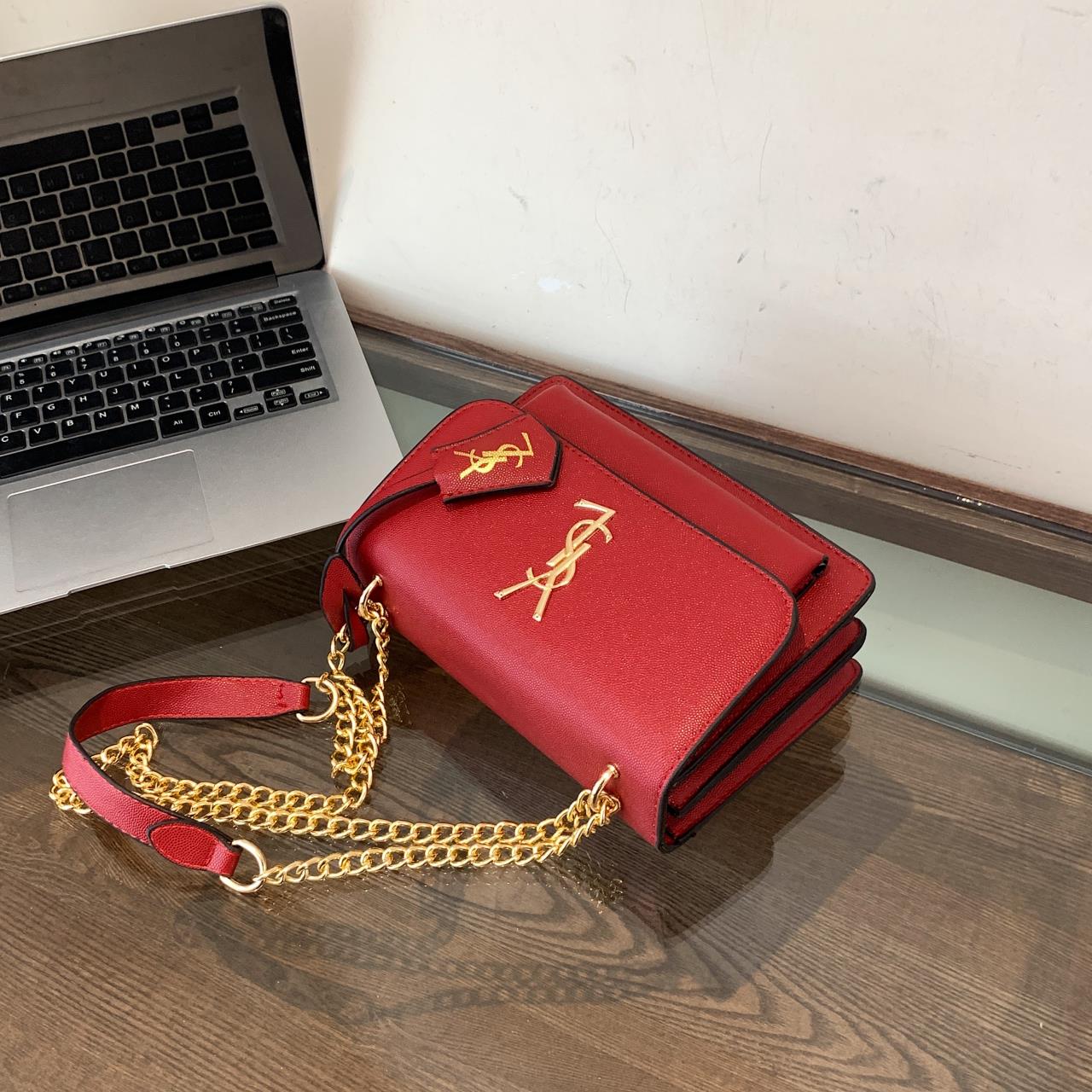 Ysl  Yves Saint Laurent Handbags