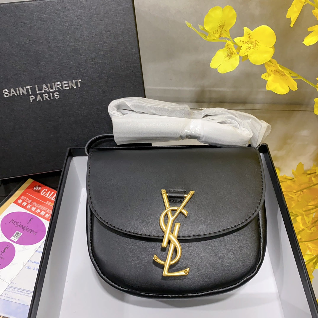 Ysl  Yves Saint Laurent Handbags