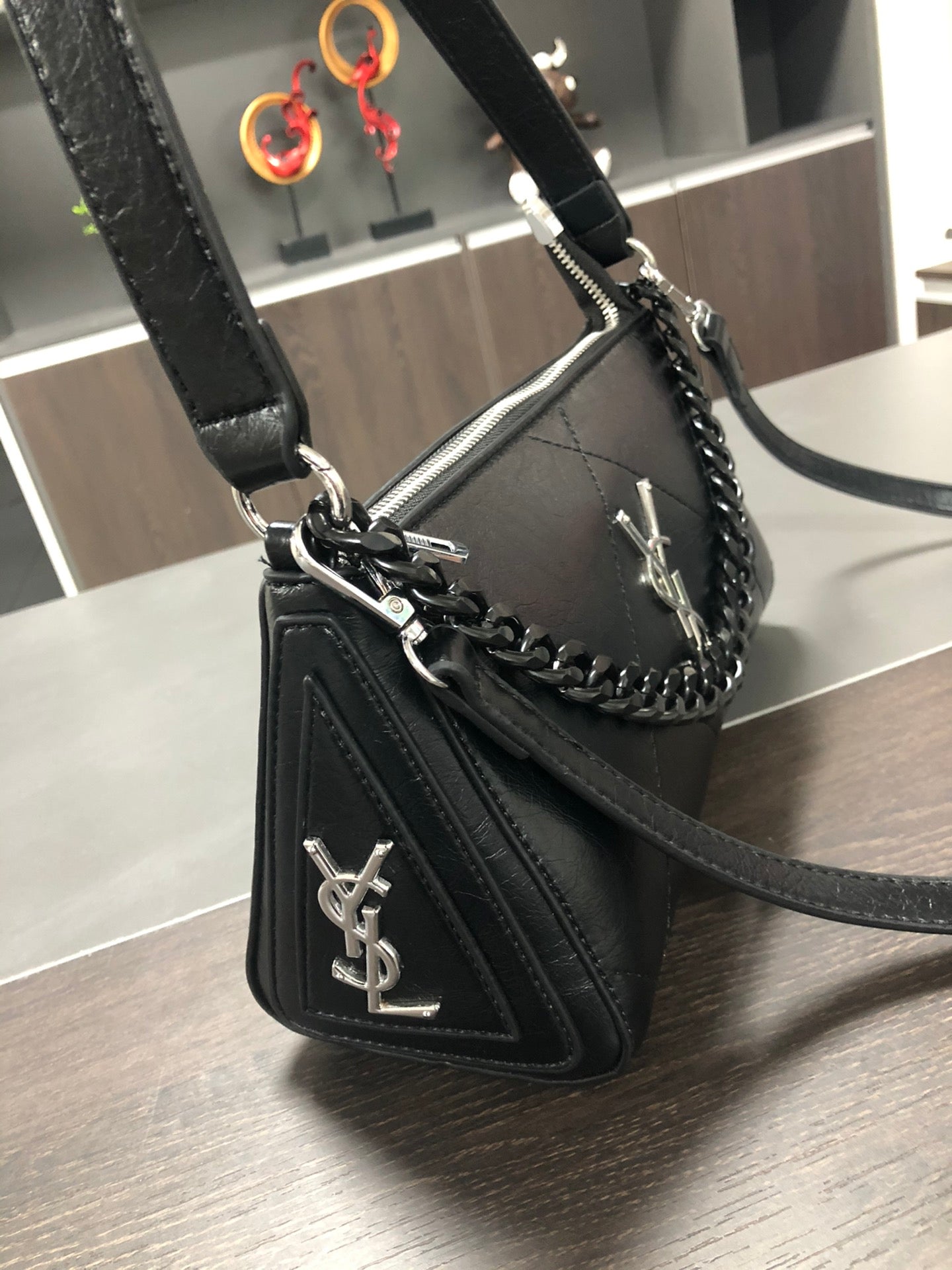 Ysl  Yves Saint Laurent Handbags