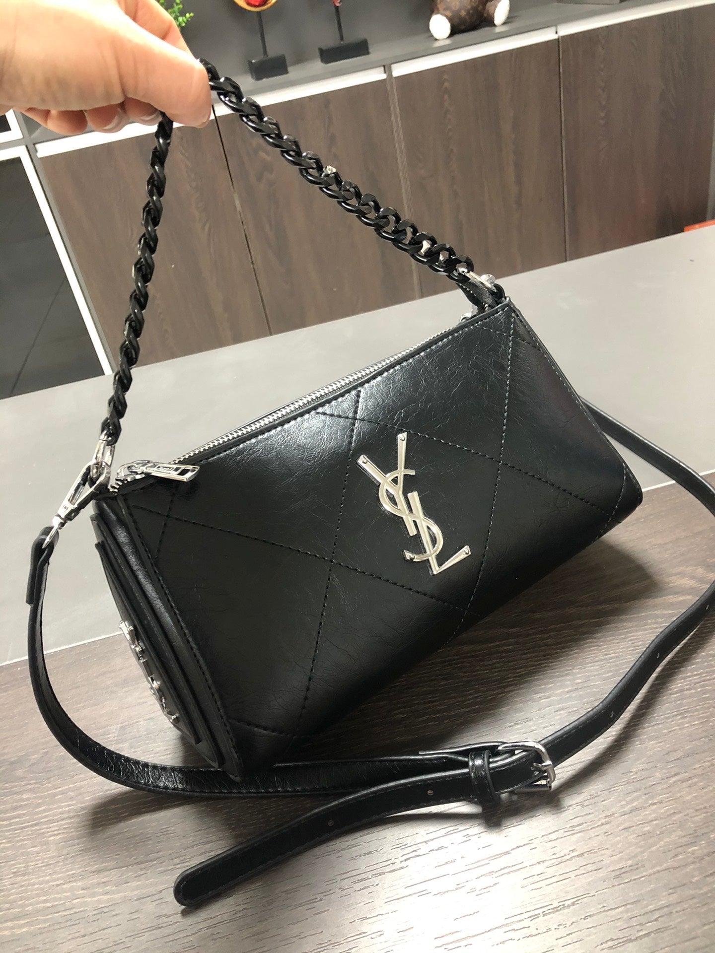 Ysl  Yves Saint Laurent Handbags