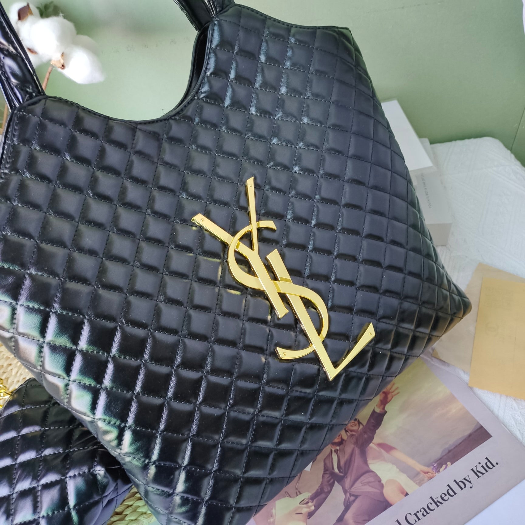 Ysl  Yves Saint Laurent Handbags