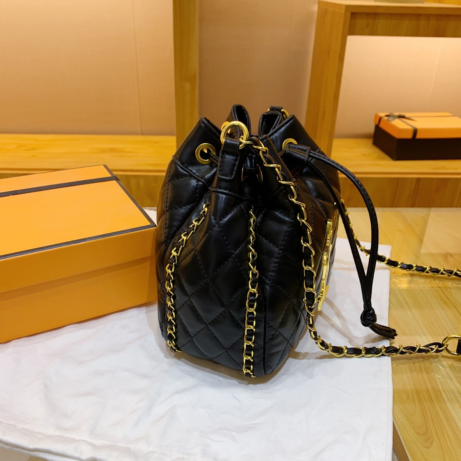 Ysl  Yves Saint Laurent Handbags