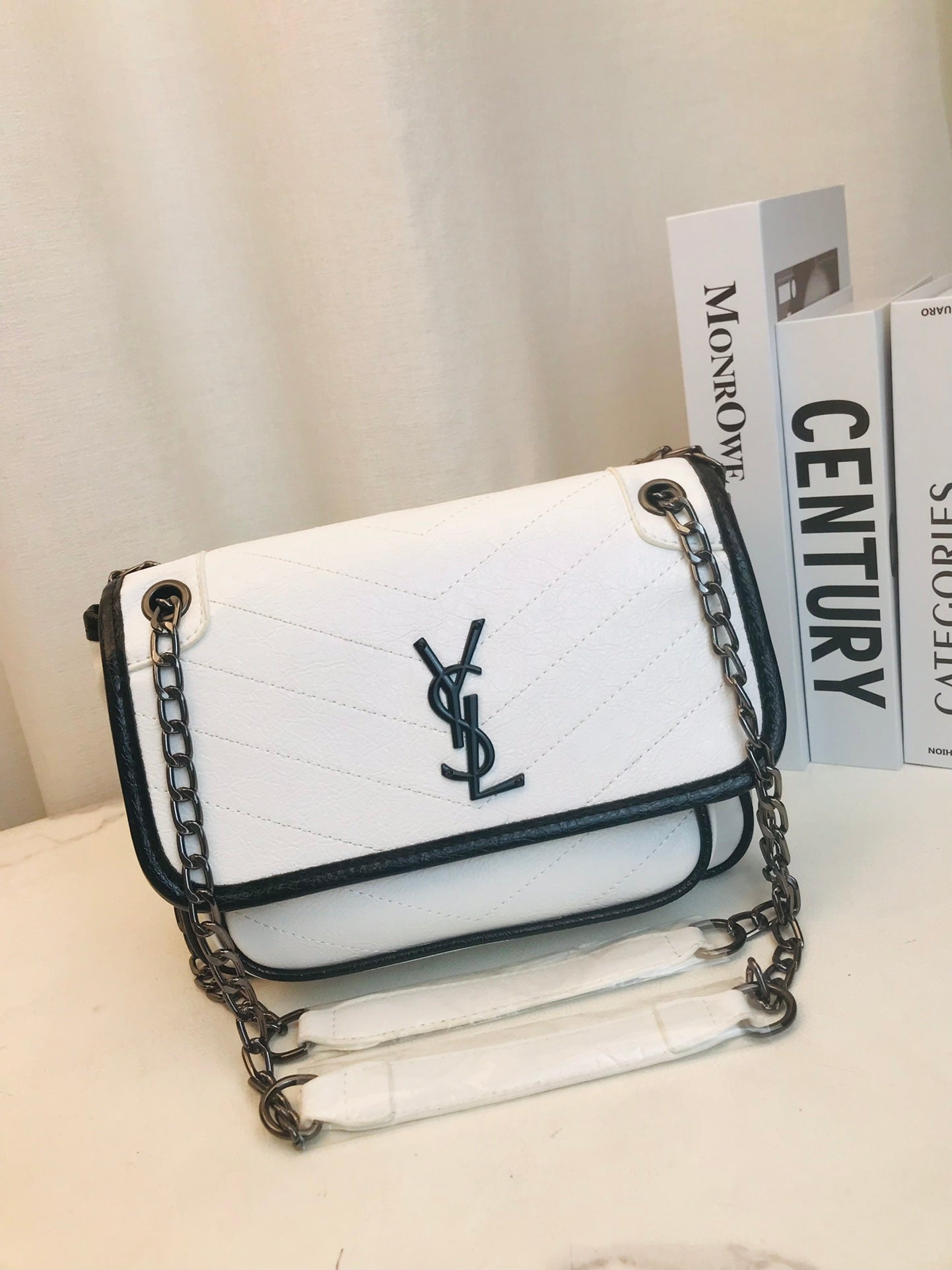 Ysl  Yves Saint Laurent Handbags