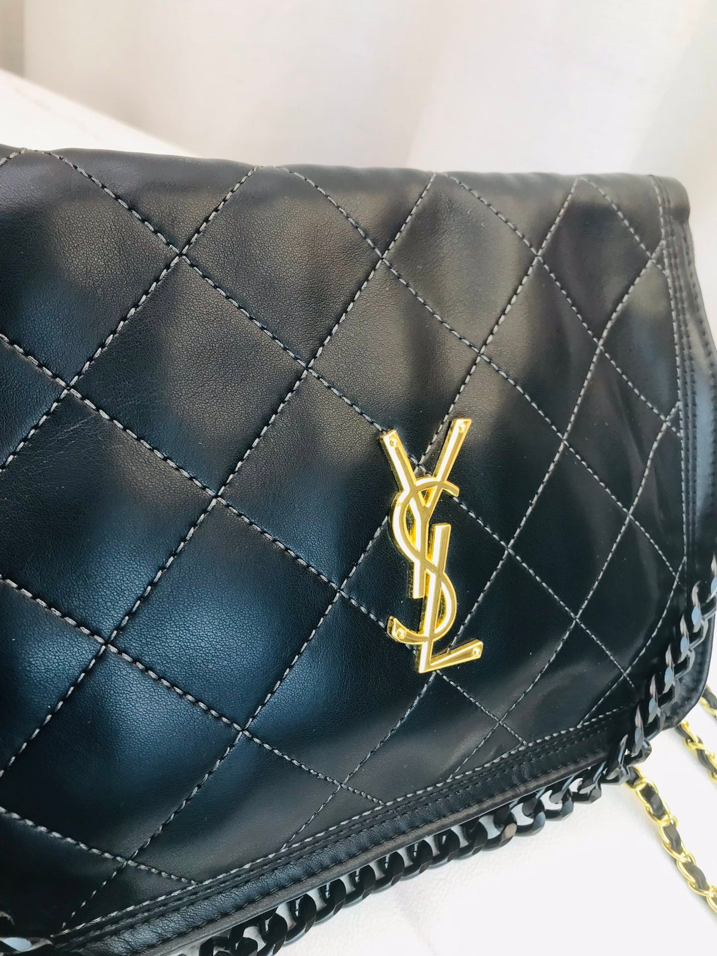 Ysl  Yves Saint Laurent Handbags