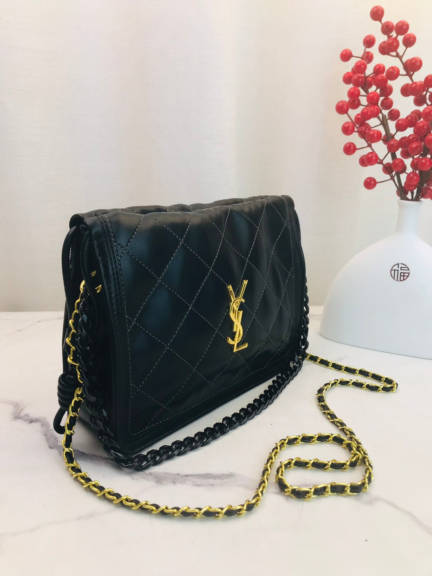 Ysl  Yves Saint Laurent Handbags