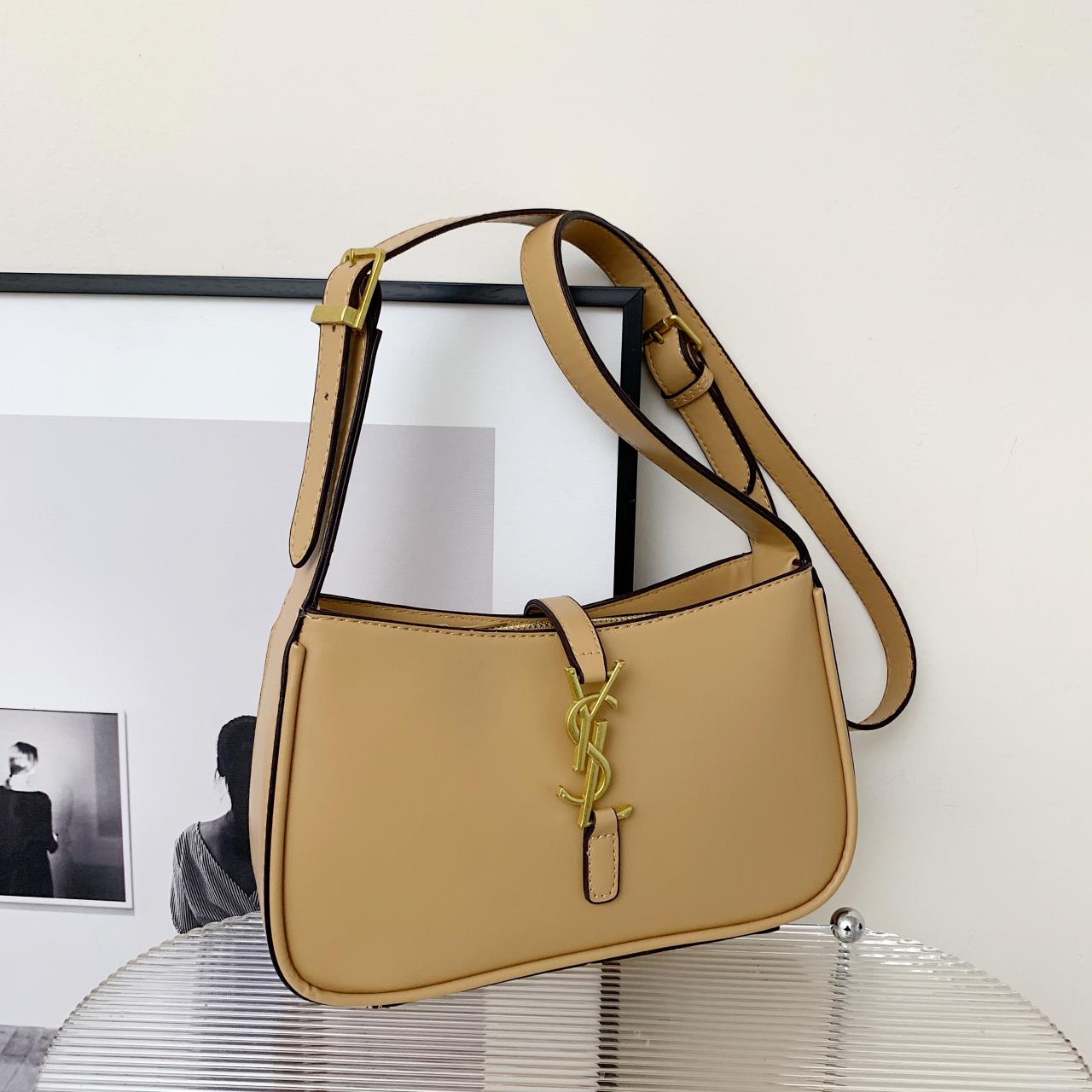 Ysl  Yves Saint Laurent Handbags