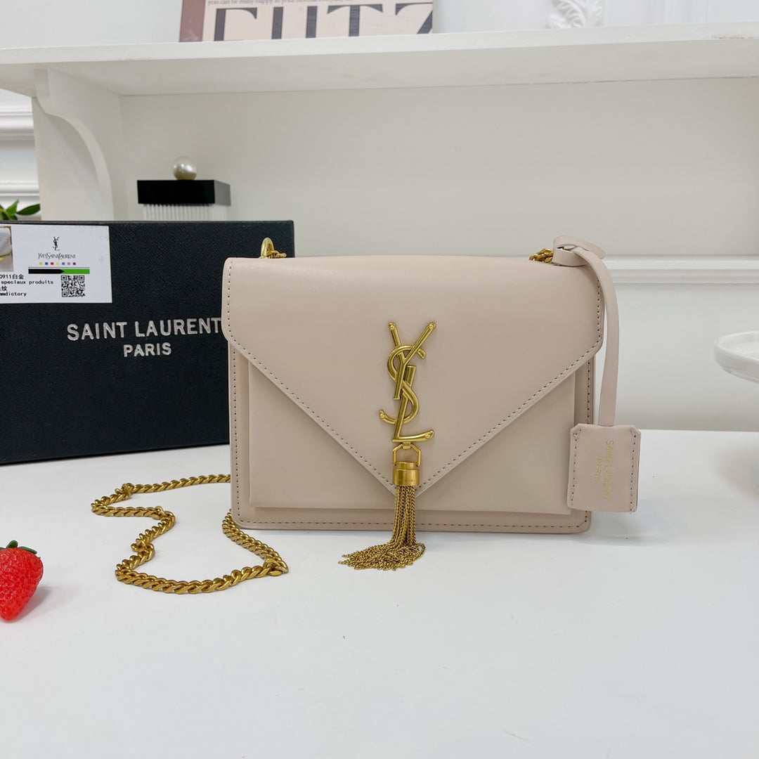 Ysl  Yves Saint Laurent Handbags