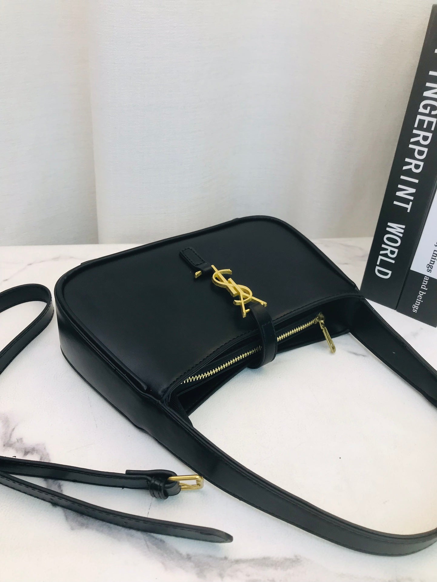 Ysl  Yves Saint Laurent Handbags