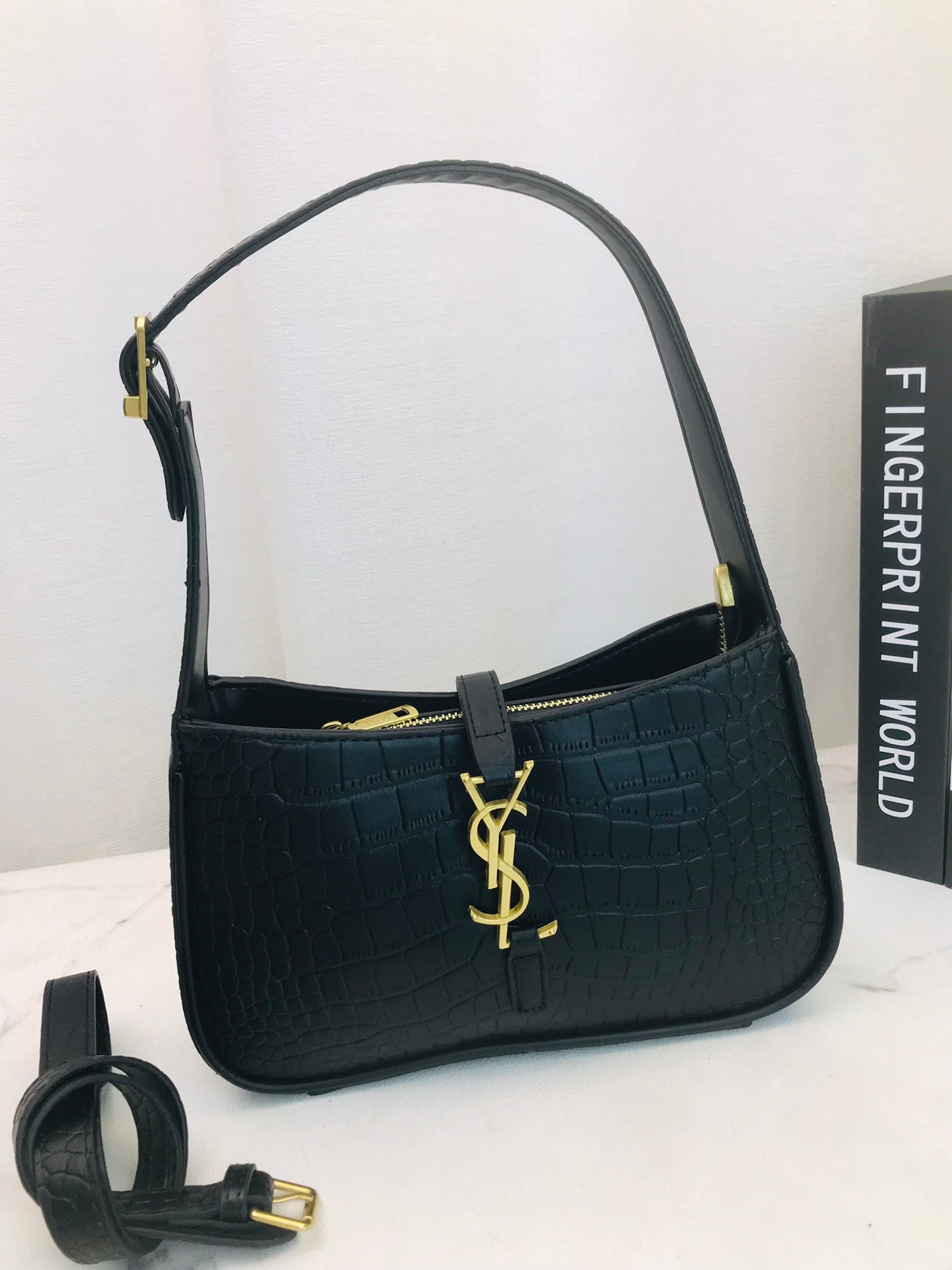 Ysl  Yves Saint Laurent Handbags