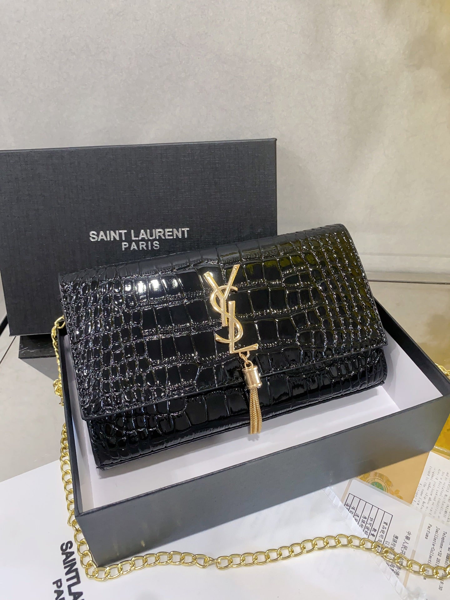 Ysl  Yves Saint Laurent Handbags