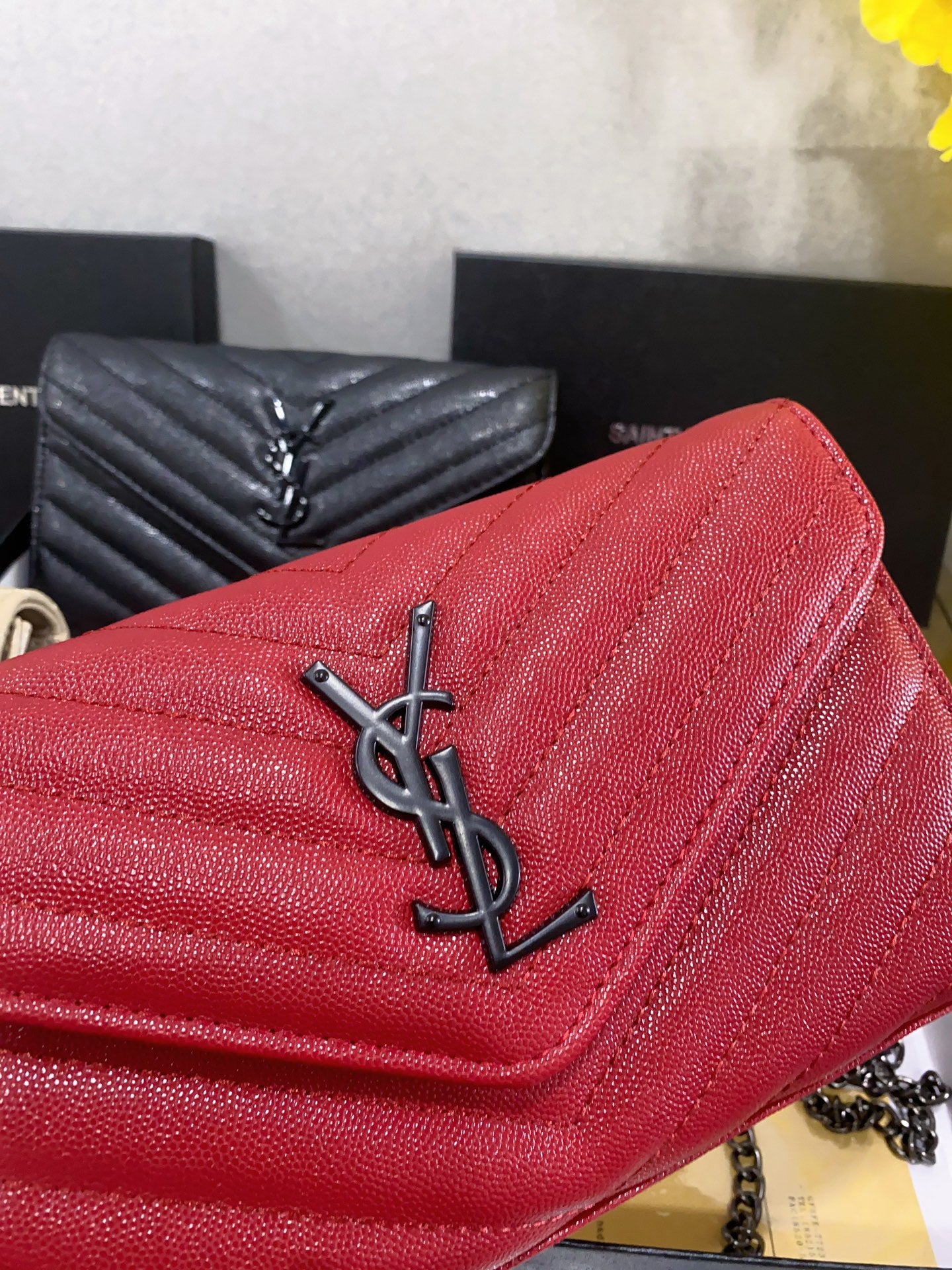 Ysl  Yves Saint Laurent Handbags