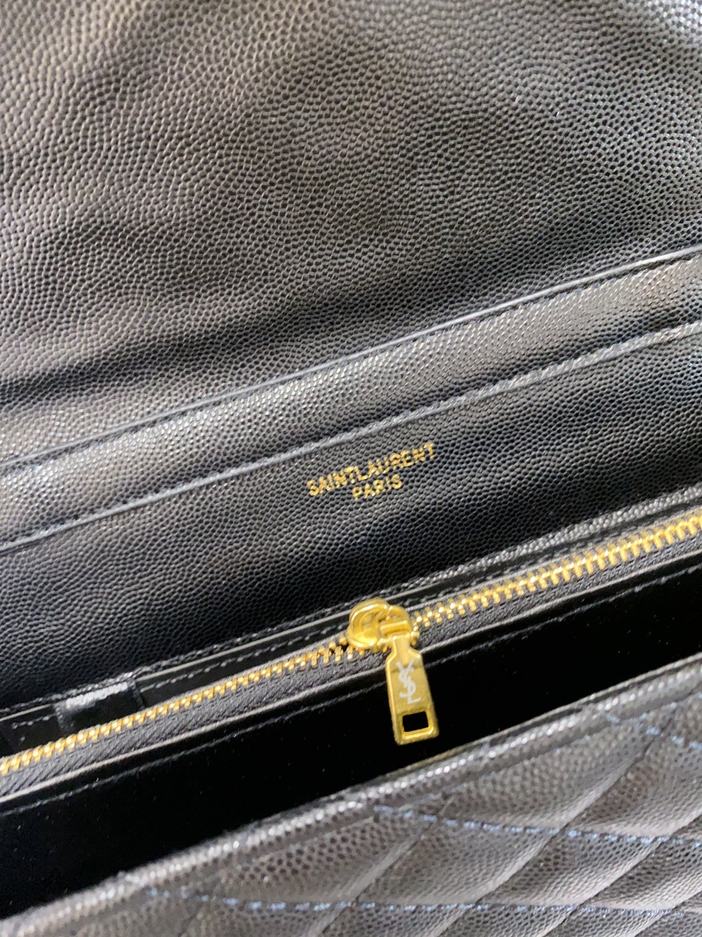 Ysl  Yves Saint Laurent Handbags