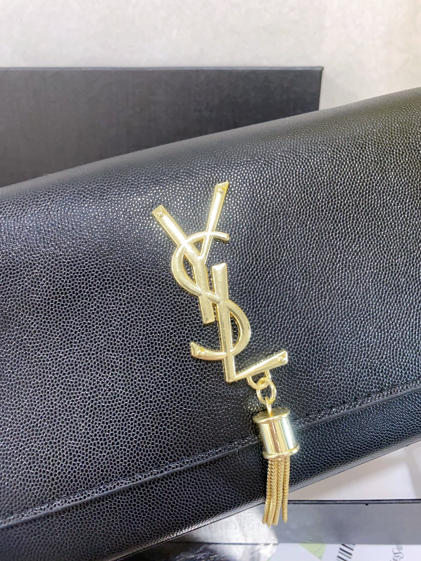 Ysl  Yves Saint Laurent Handbags