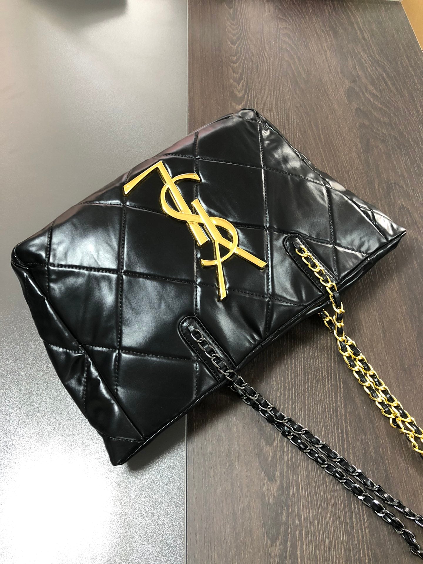 Ysl  Yves Saint Laurent Handbags