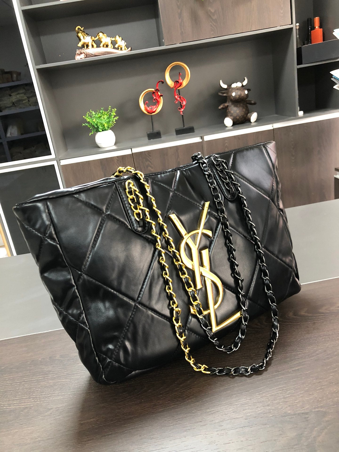 Ysl  Yves Saint Laurent Handbags