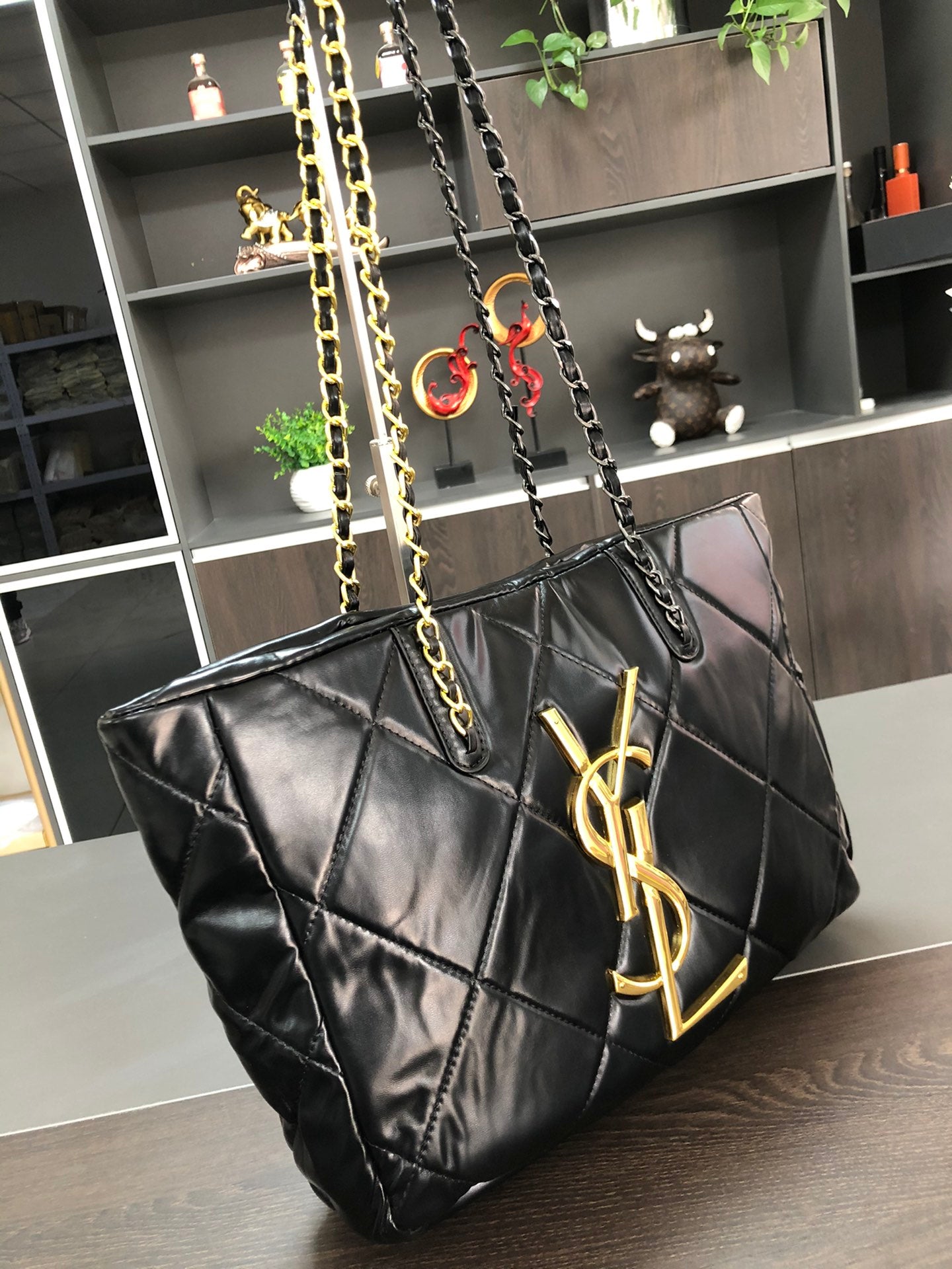 Ysl  Yves Saint Laurent Handbags