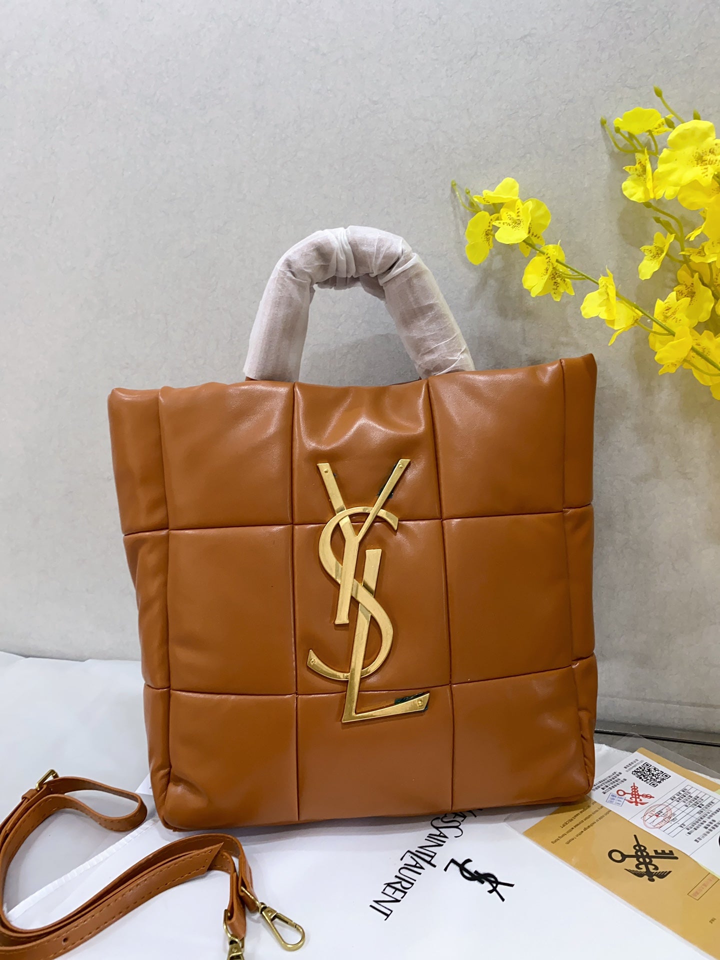 Ysl  Yves Saint Laurent Handbags