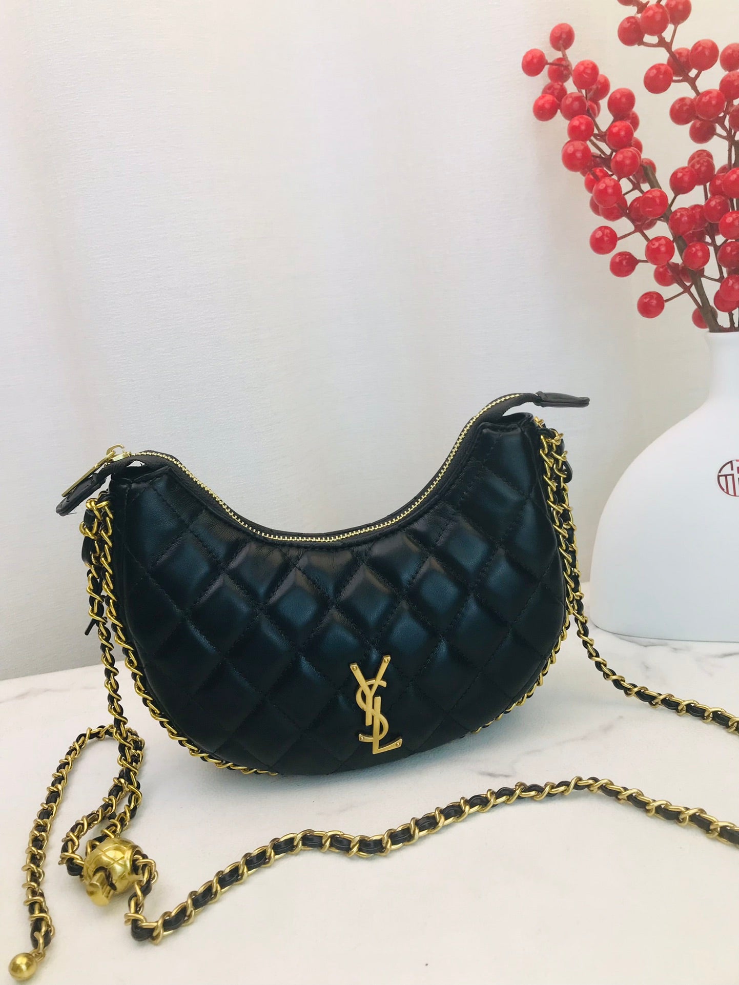 Ysl  Yves Saint Laurent Handbags