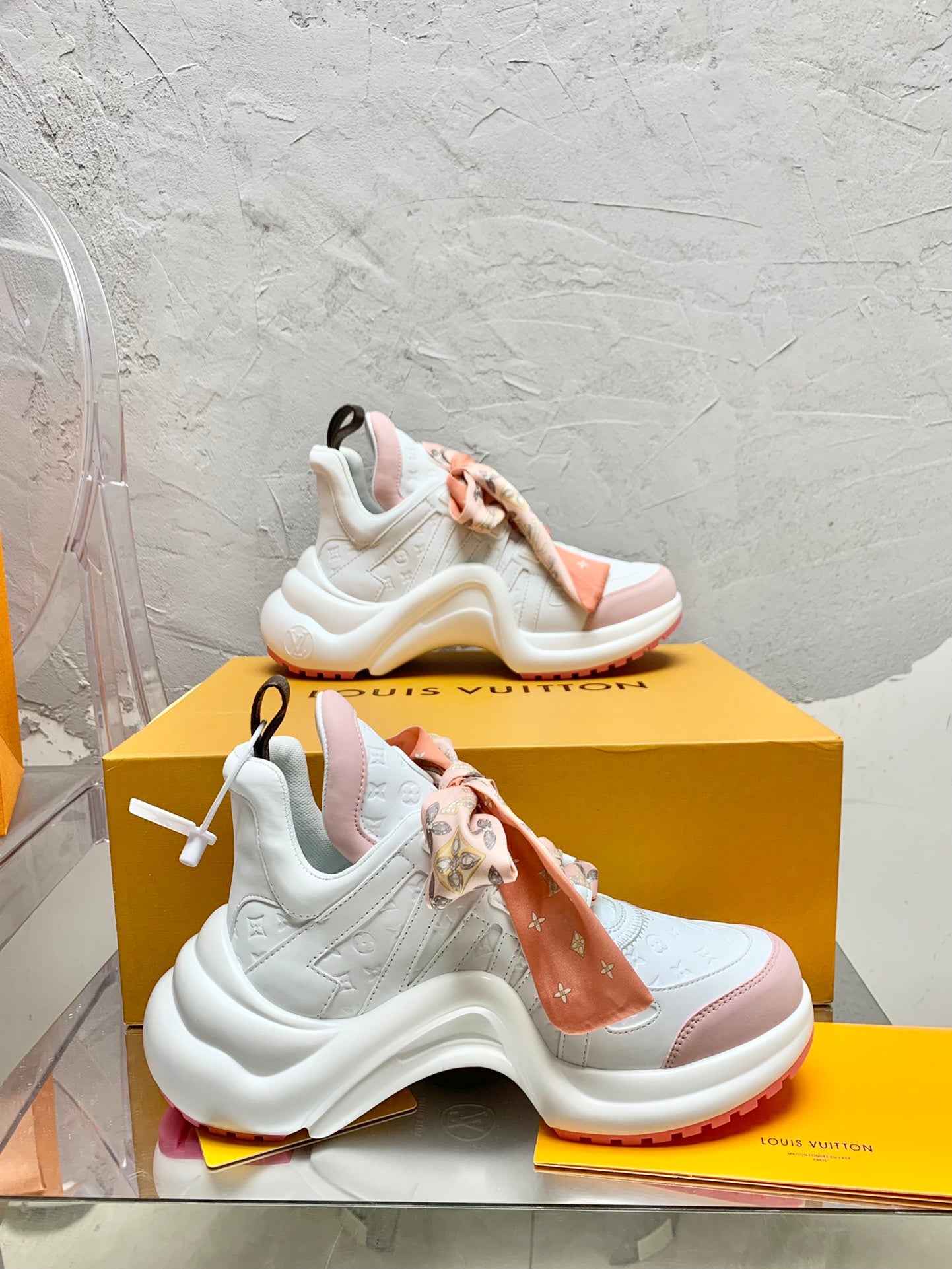Louis Vuitton Sneakers