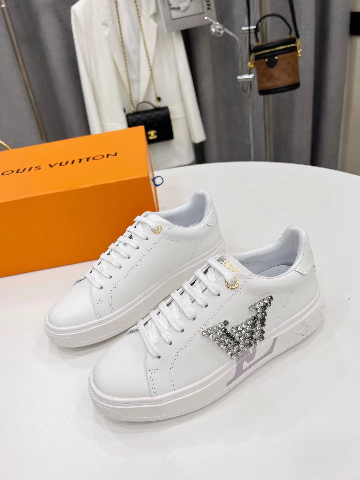 Louis Vuitton Sneakers